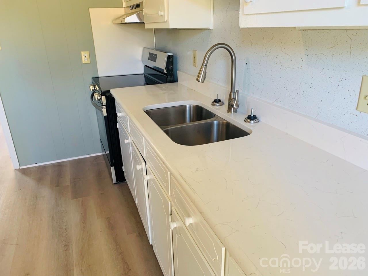 8544 Babe Drive, Terrell, NC 28682 — photo 2