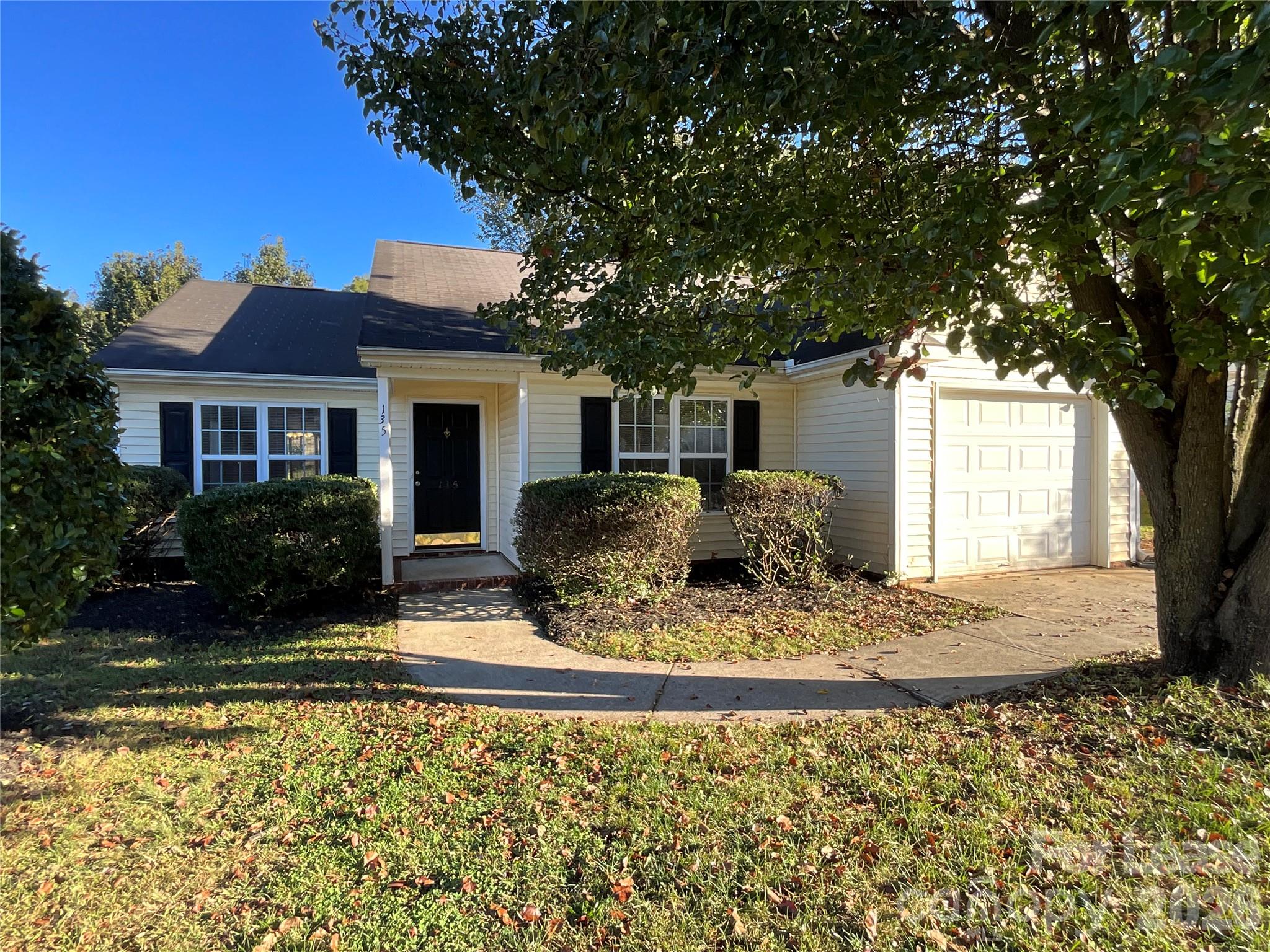 135 Braeburn Drive — photo