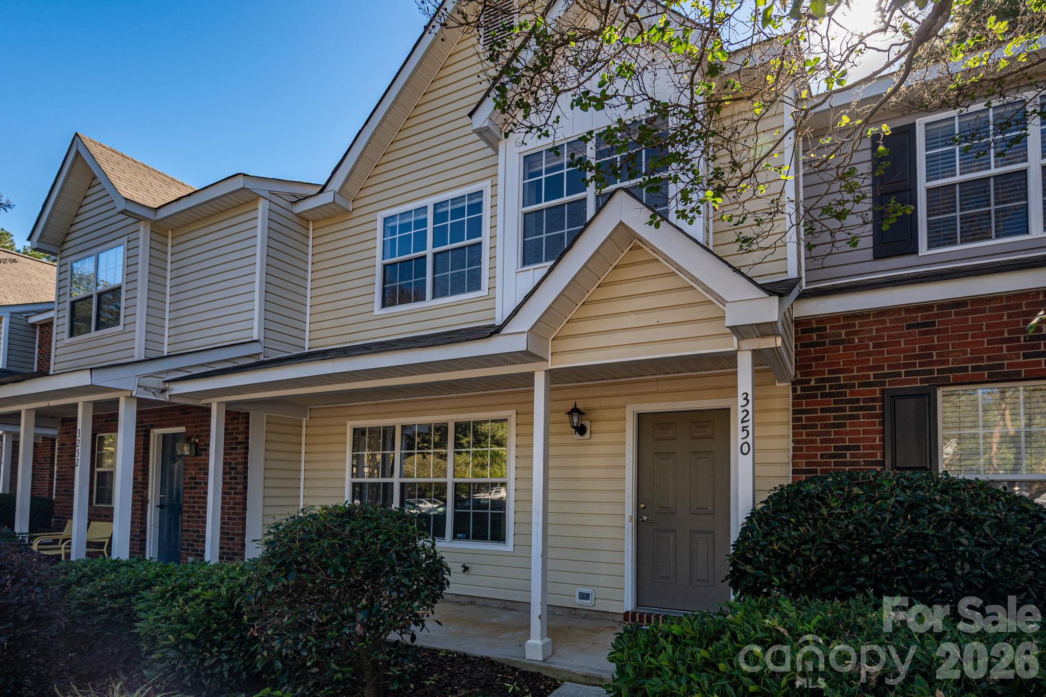 3250 Summercroft Loop — photo