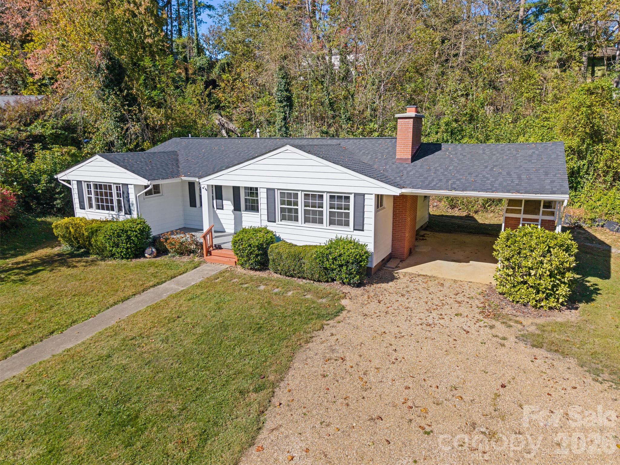 1 Valle Vista Drive — photo
