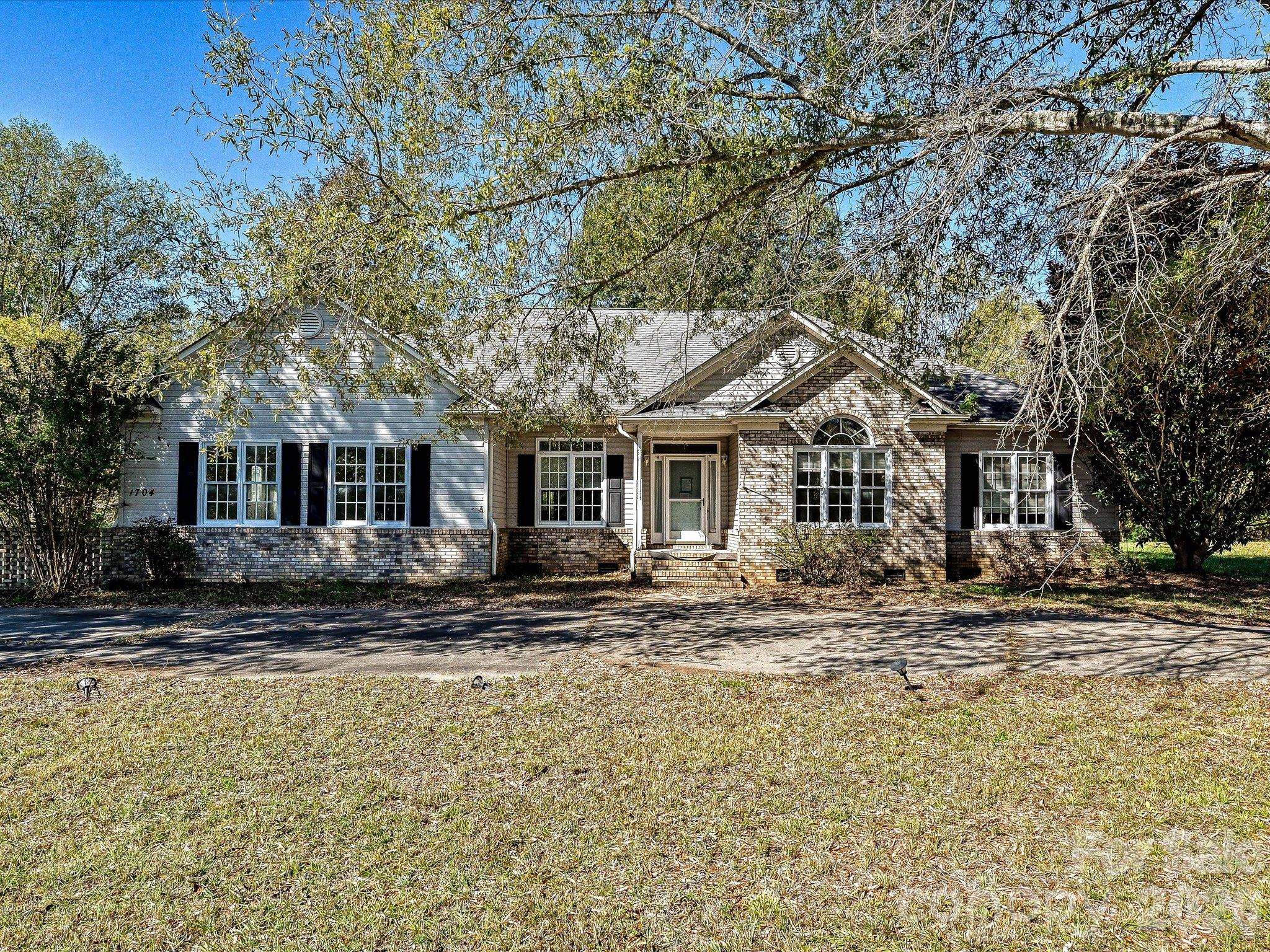 1704 Colfax Drive — photo