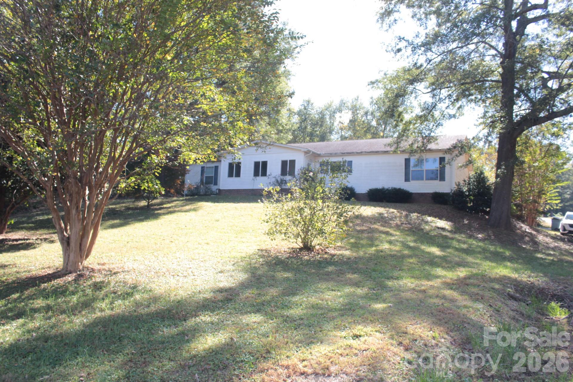130 Overhill Drive — photo