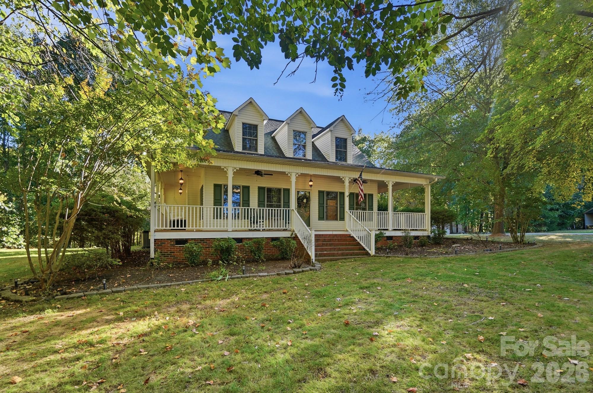 293 Fairfield Lane — photo