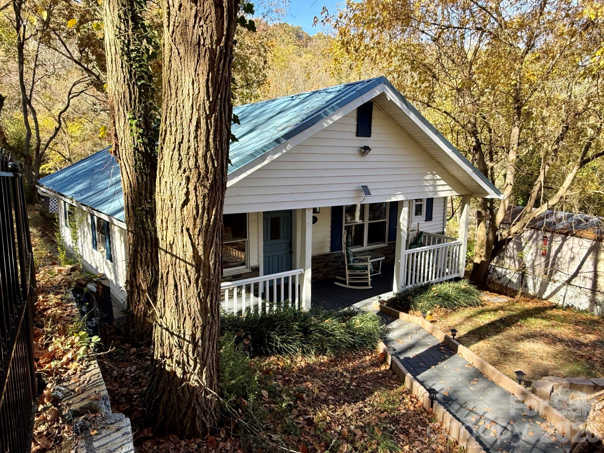 105 Painter Street, Sylva, NC 28779 — photo 3