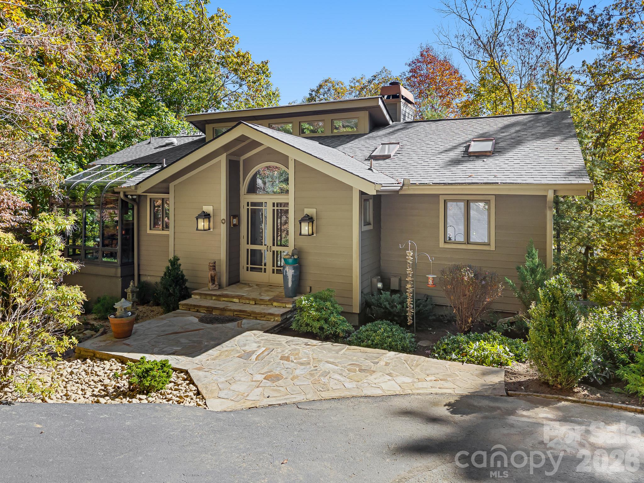 53 Ulvda Court — photo