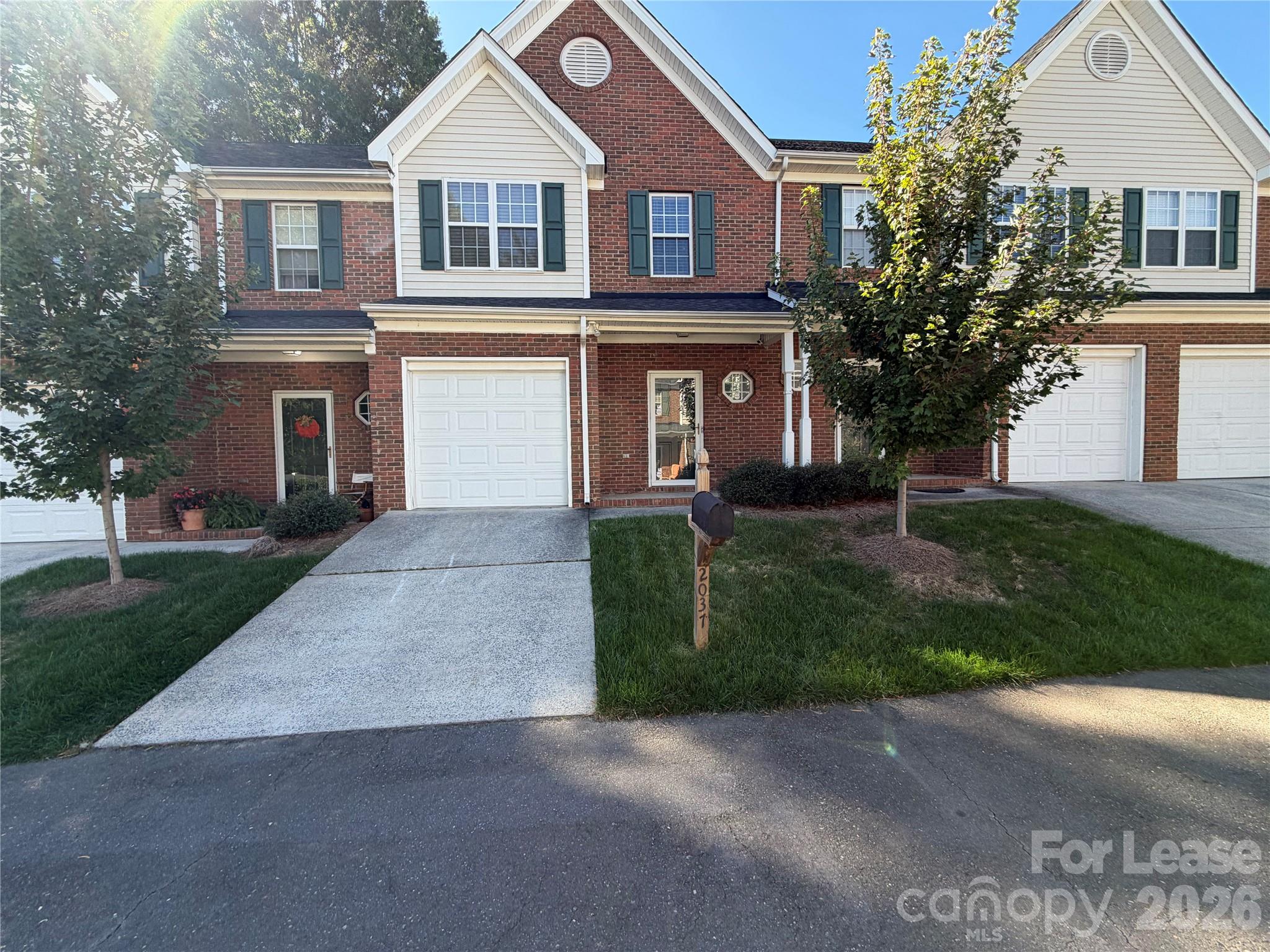 2037 Lennox Square Road — photo