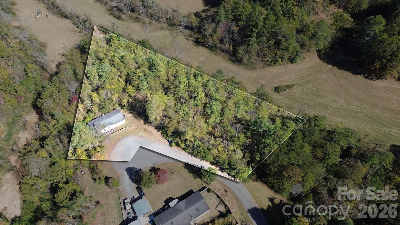 31 White Cedar Drive — photo