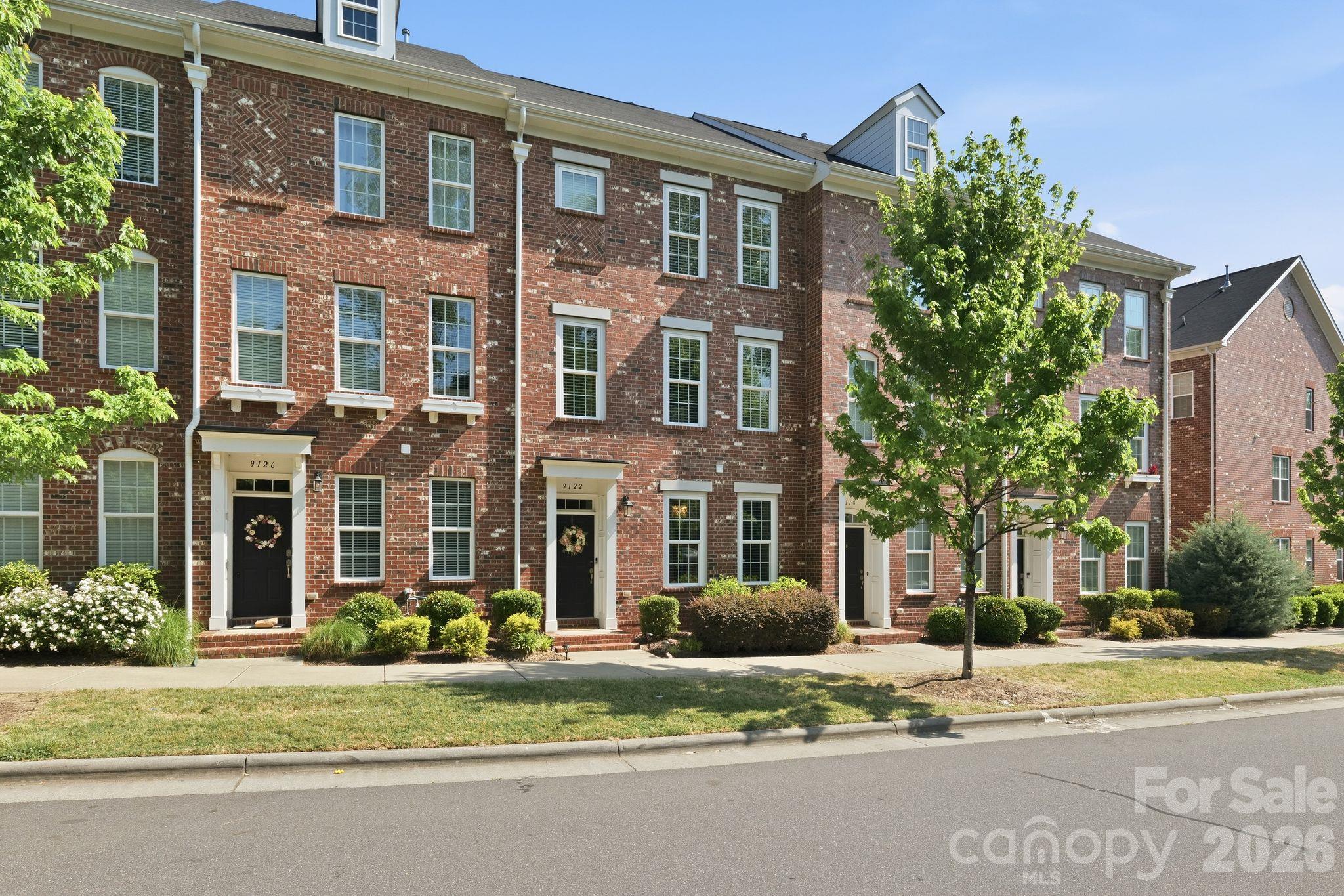 9122 Oban Passage Drive — photo