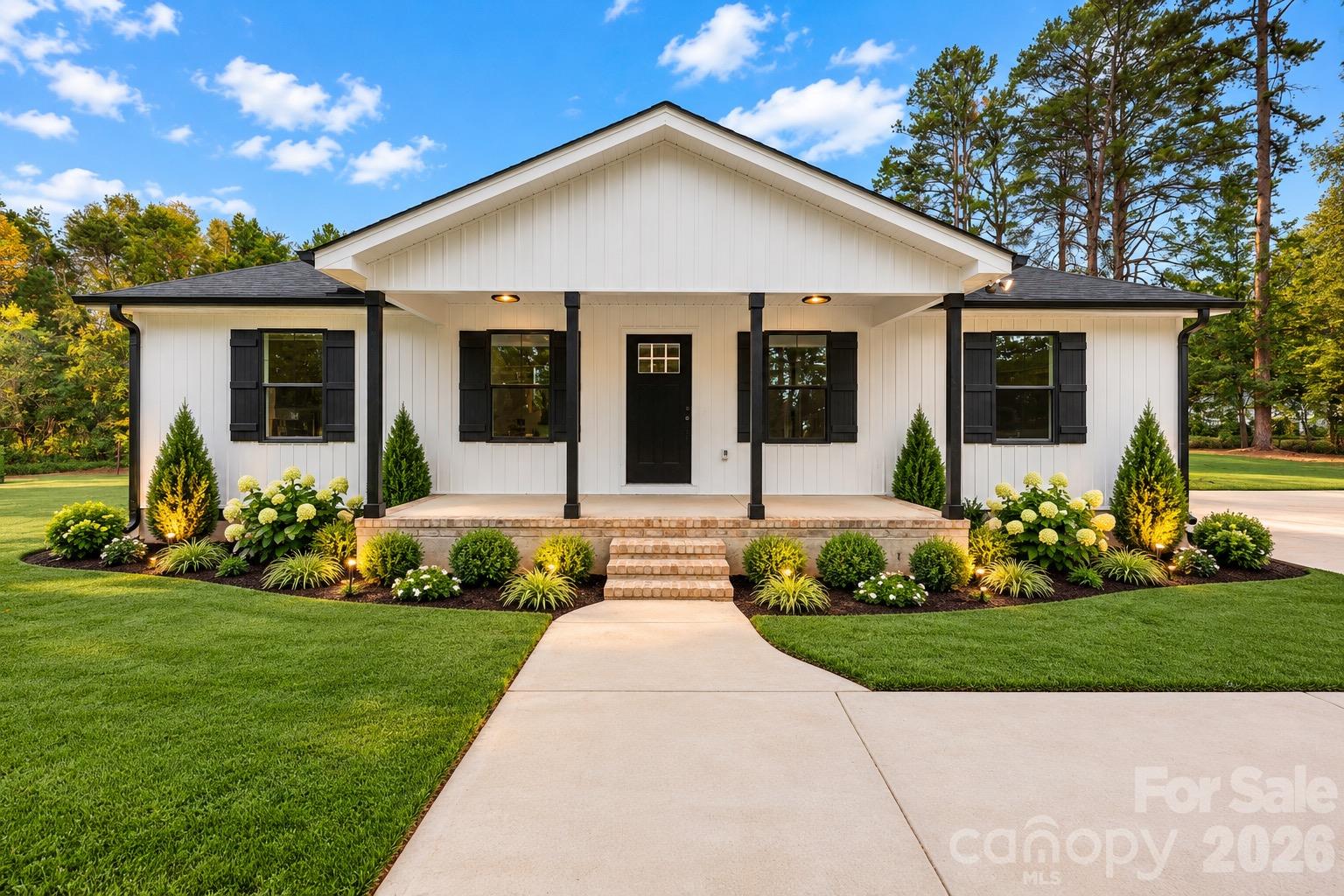 210 Rattlesnake Street — photo