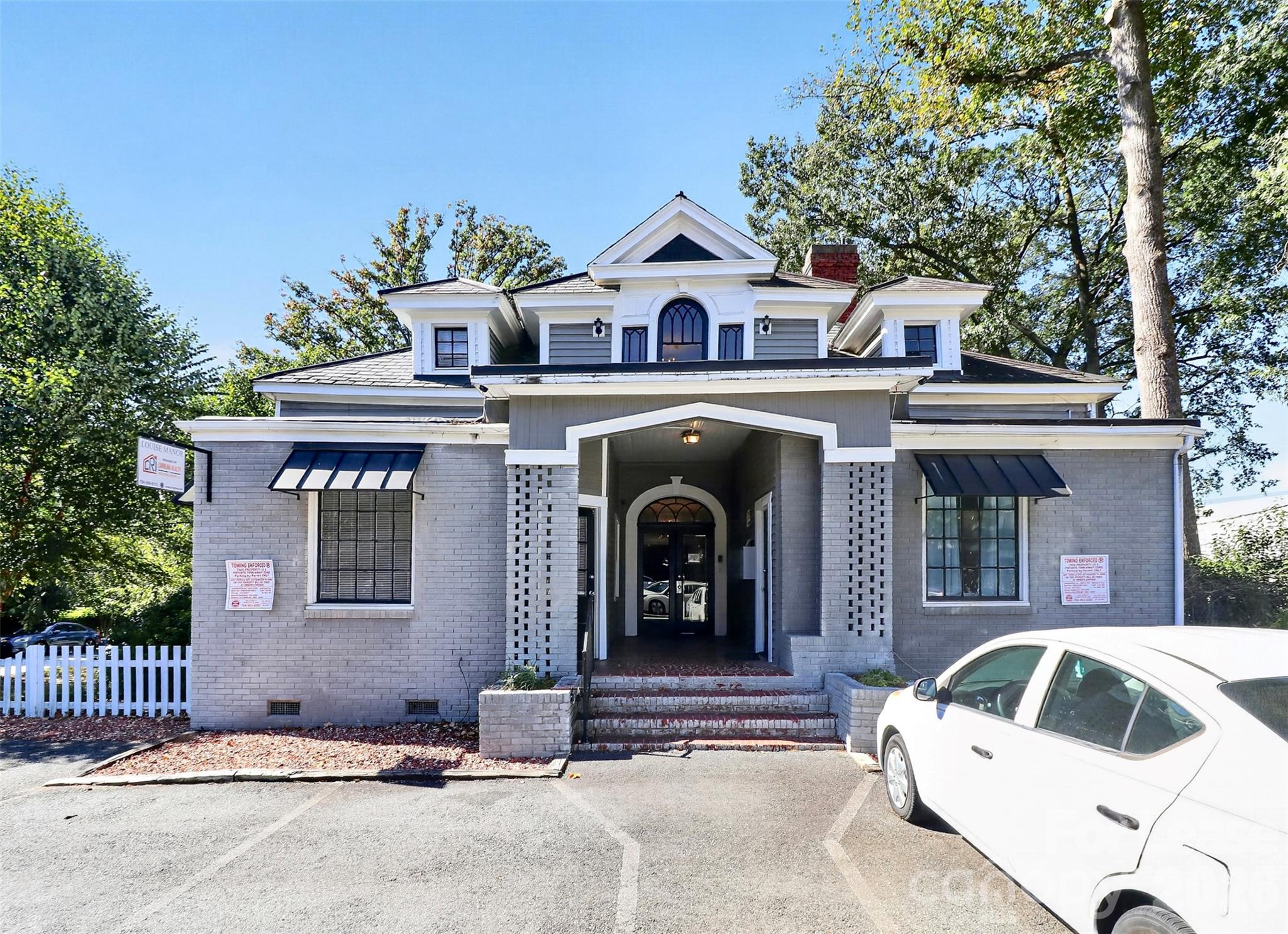 701-1 Louise Avenue Unit 1 — photo