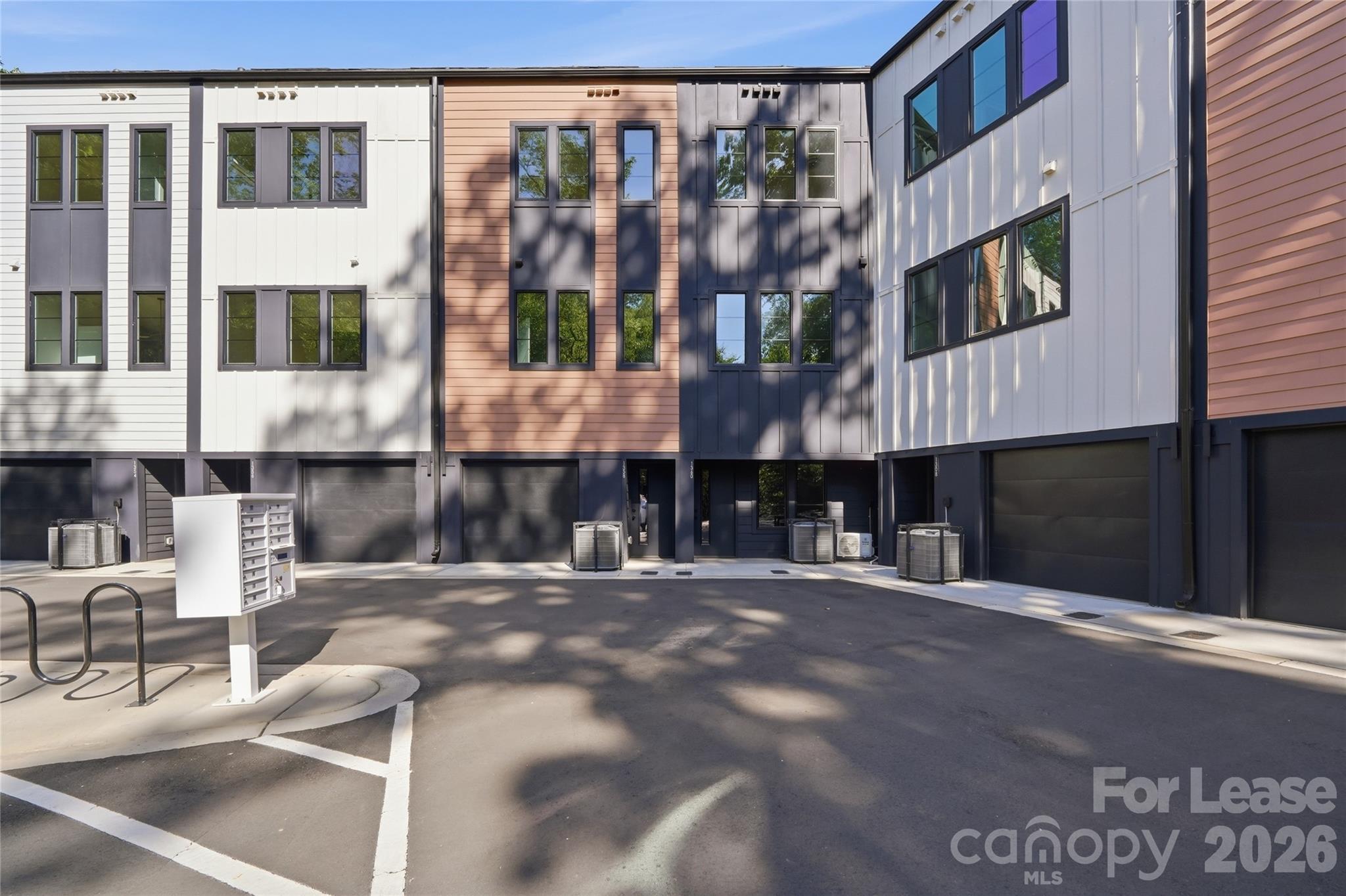1312 Carolyn Drive — photo