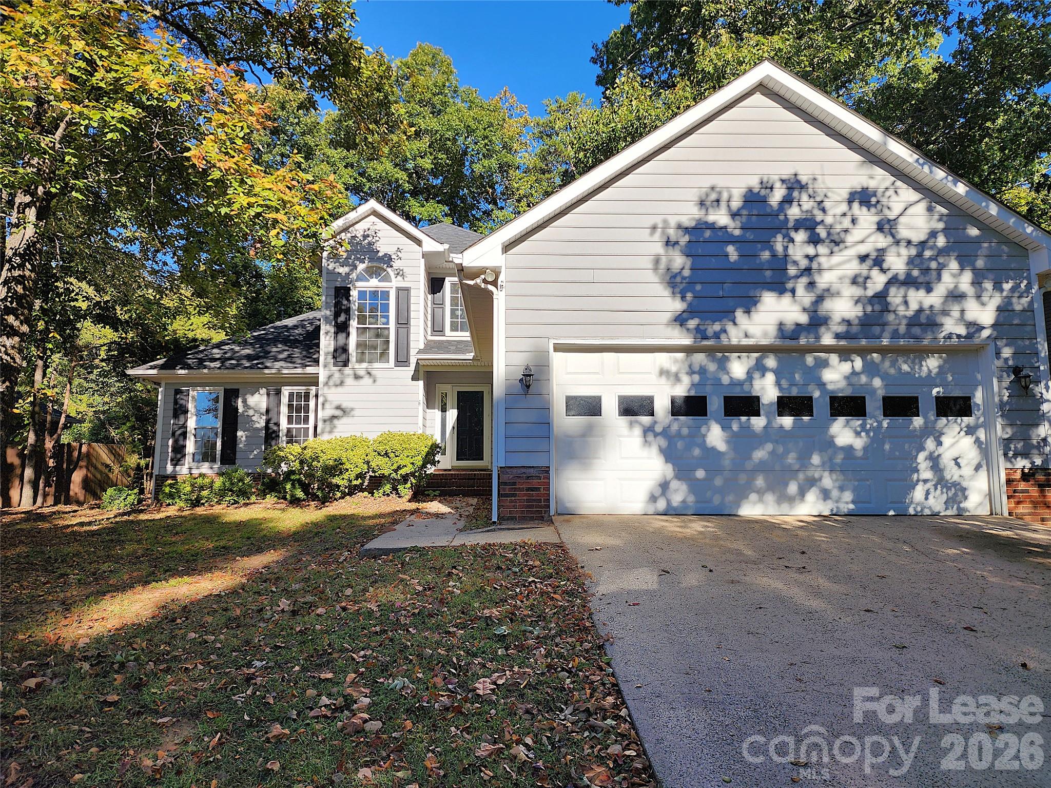 5516 River Falls Drive — photo