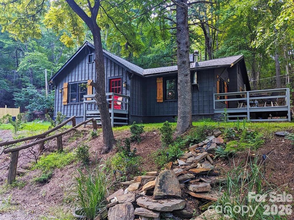 364 Messersmith Road — photo