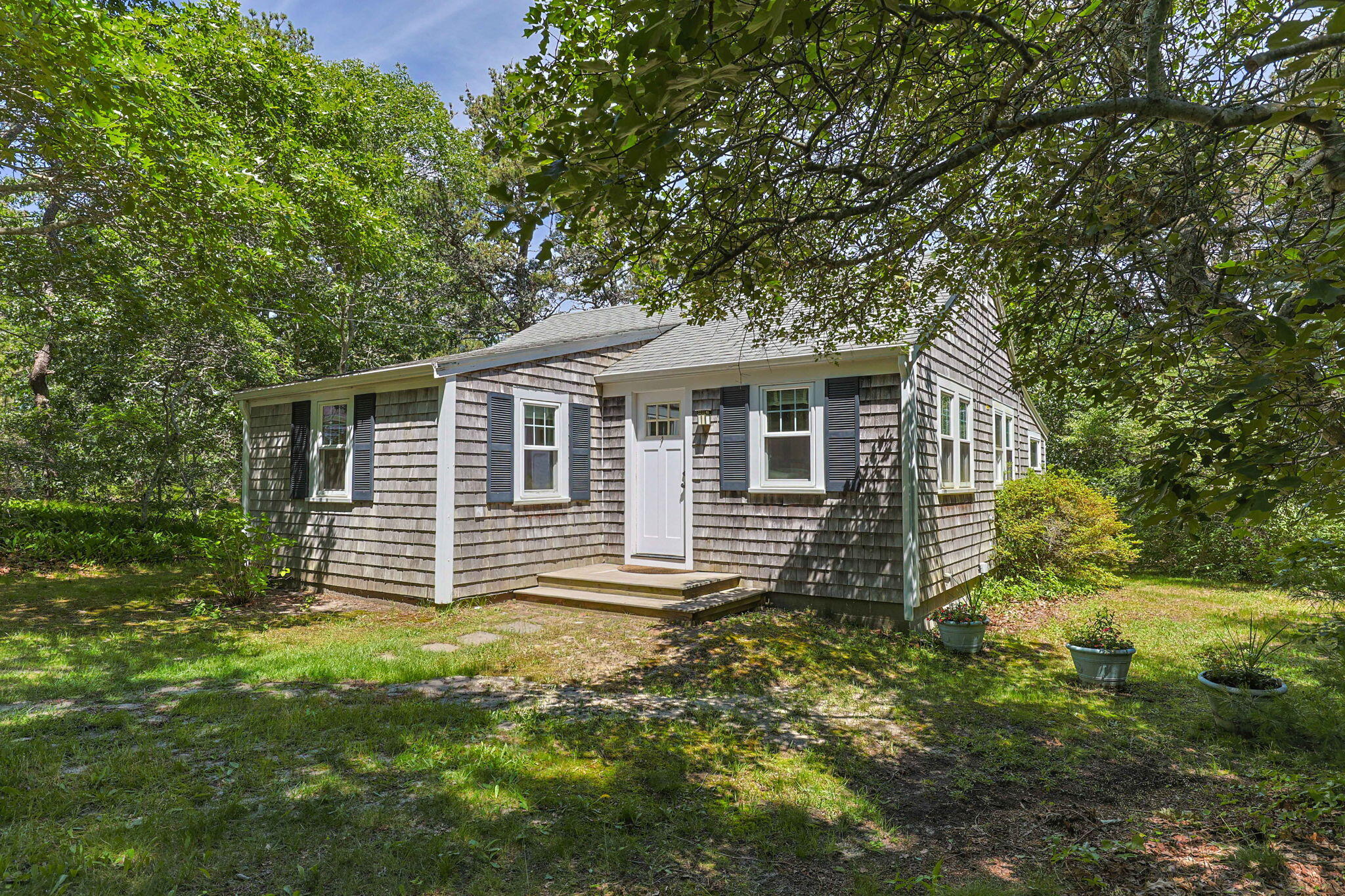 11 Whitmanville Road — photo