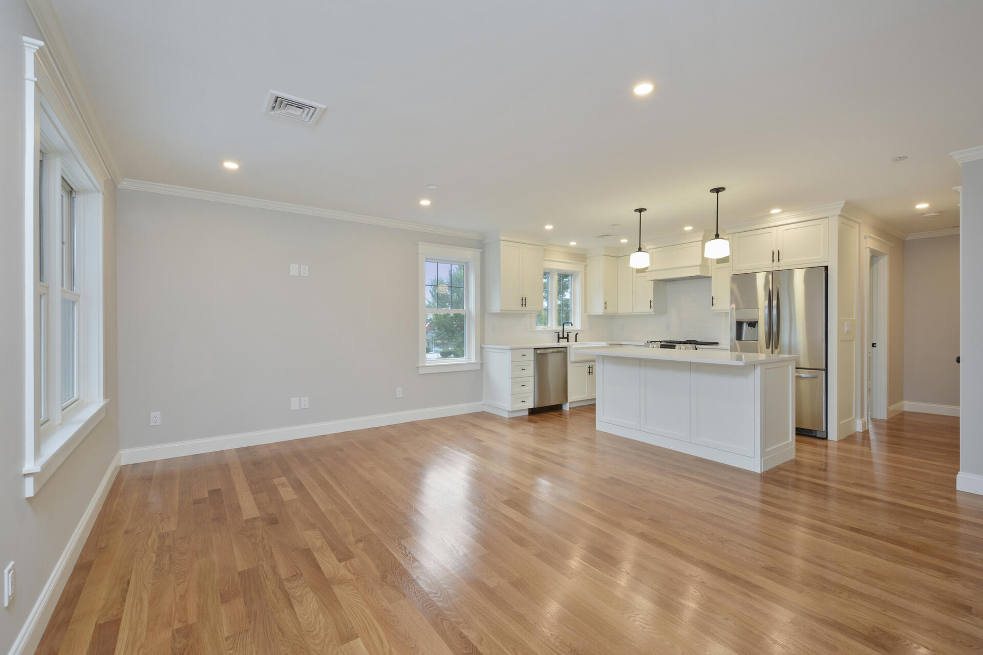 Home in Falmouth, MA 02540 — photo 3
