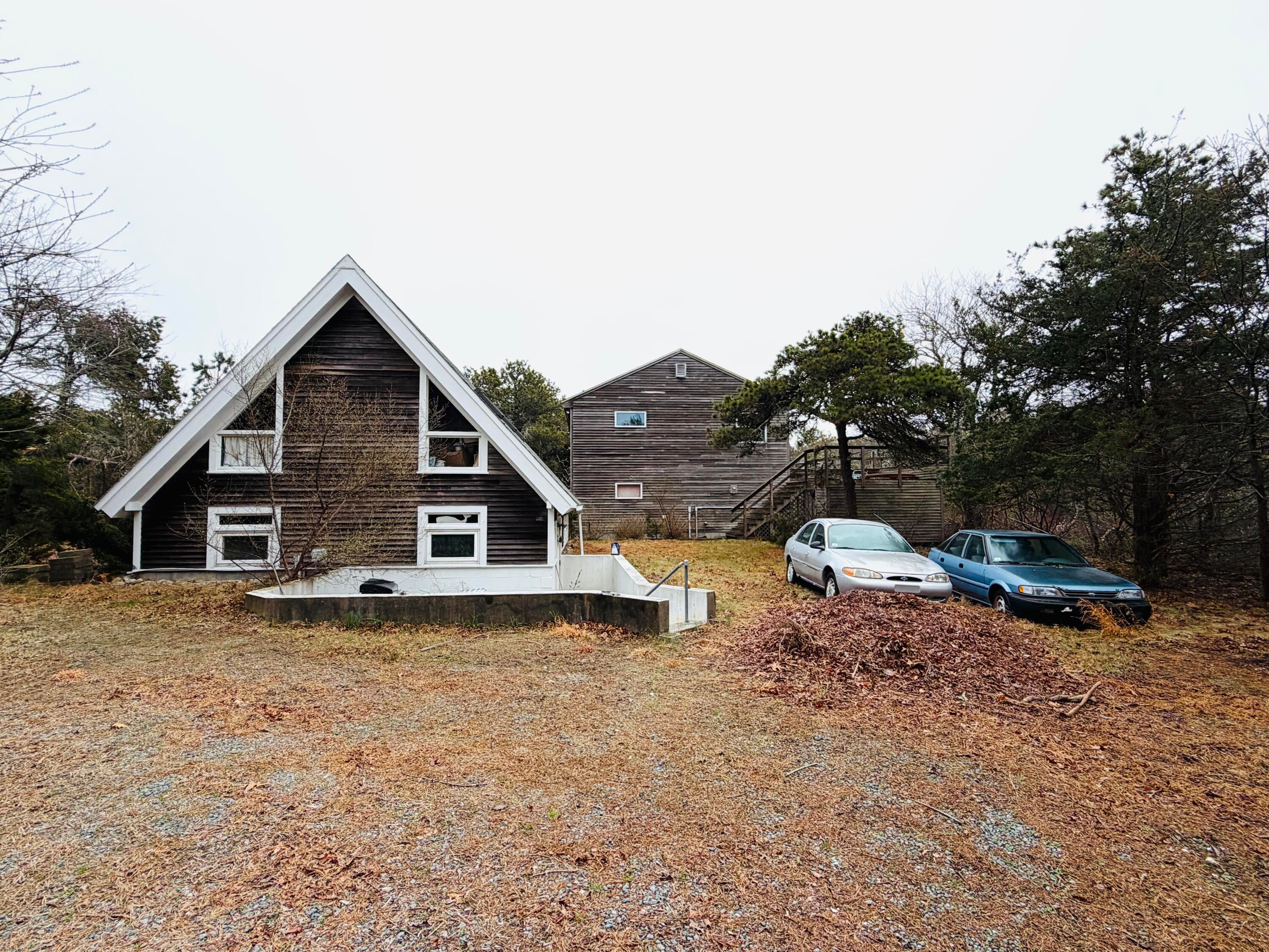 60 Crocker Drive — photo