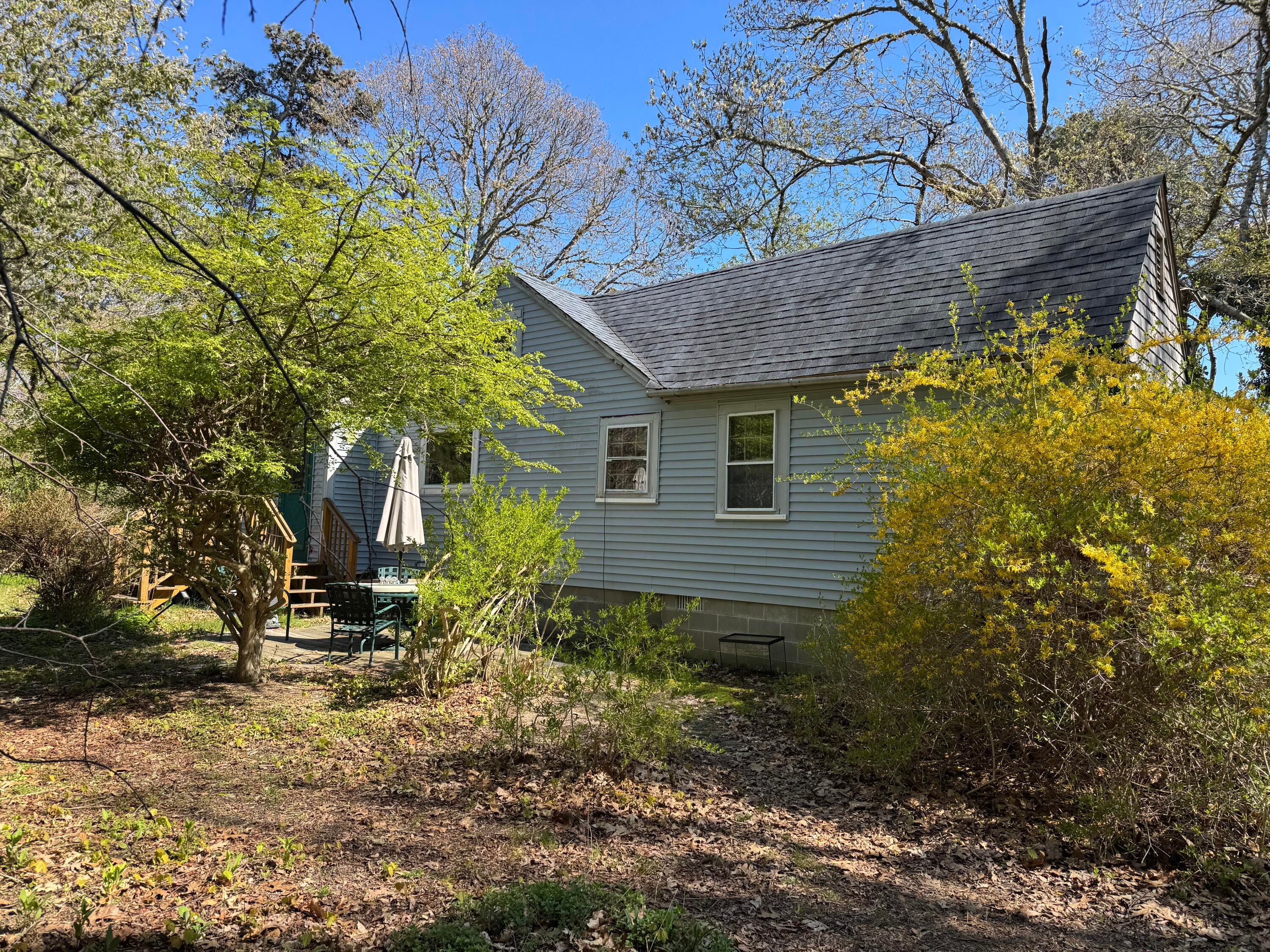 199 Telegraph Road — photo