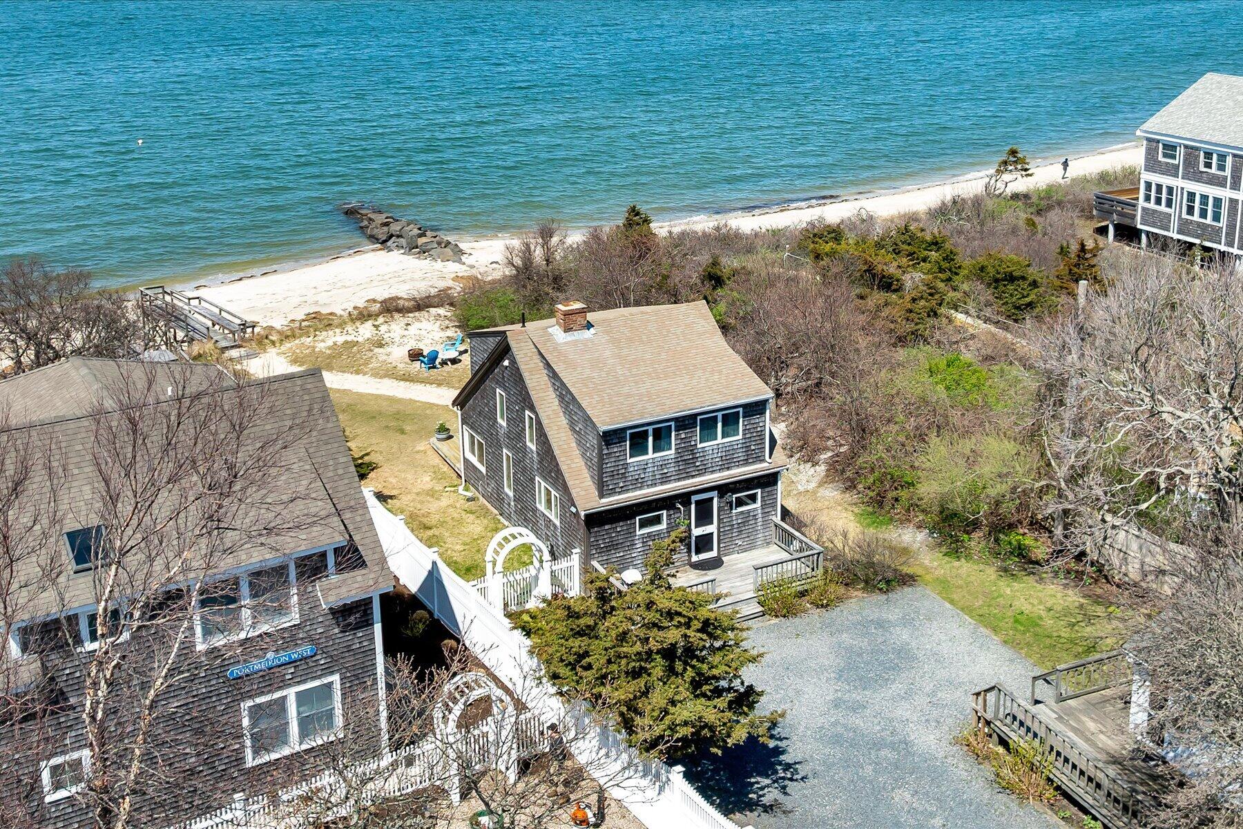 232 Robbins Hill Road — photo