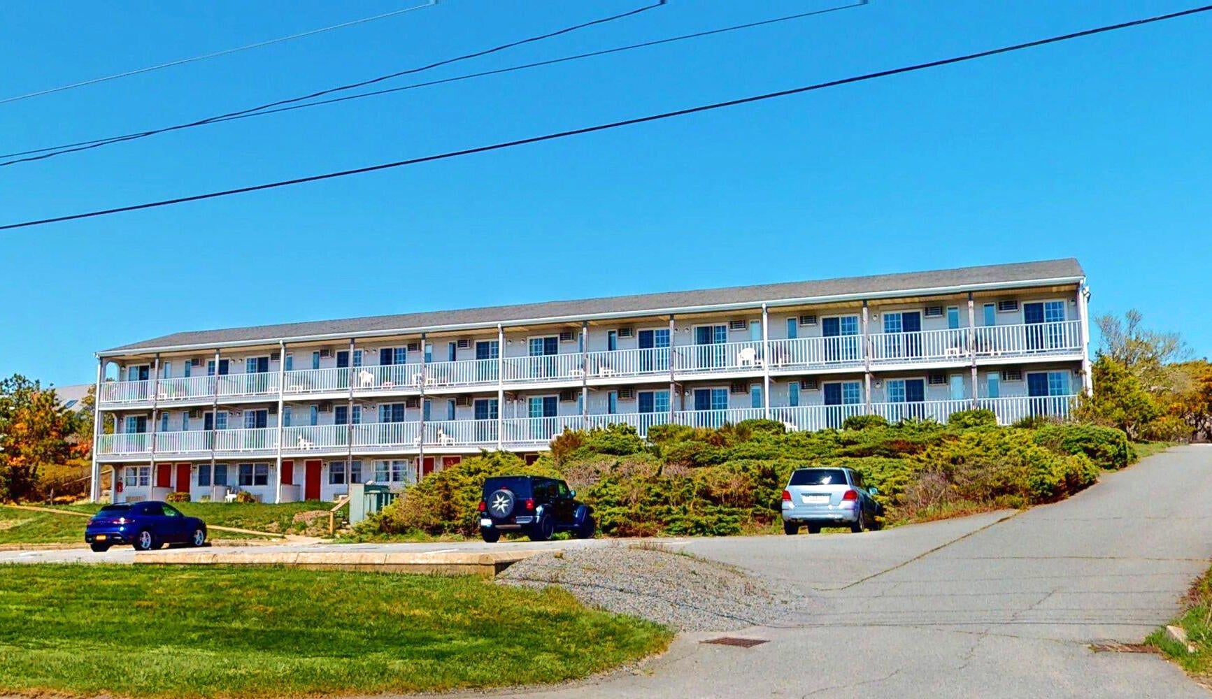 179 Shore Road 208 — photo