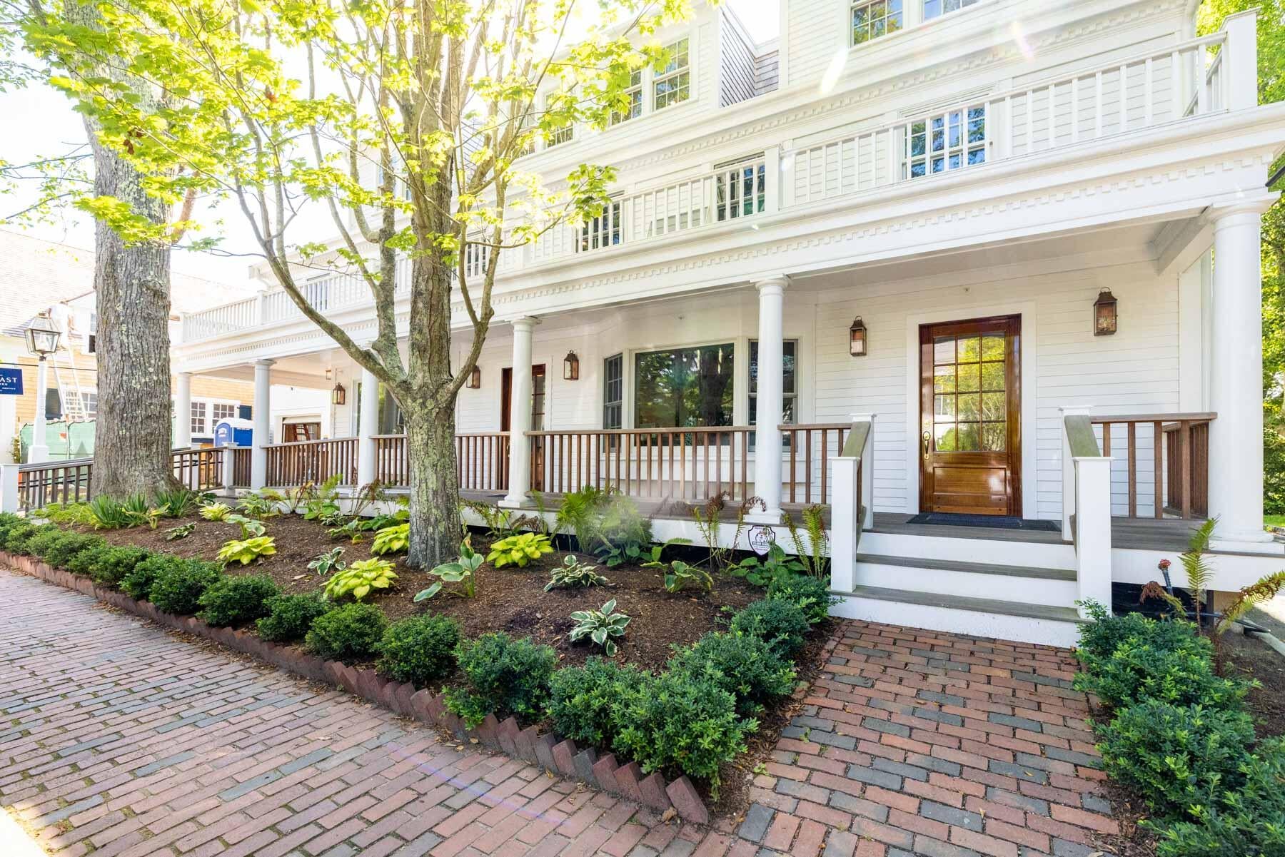 31 N Summer Street — photo