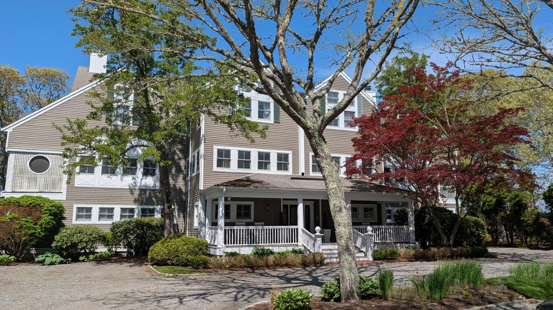 105 Parker Road UNIT B, Osterville, MA 02655 — photo 2