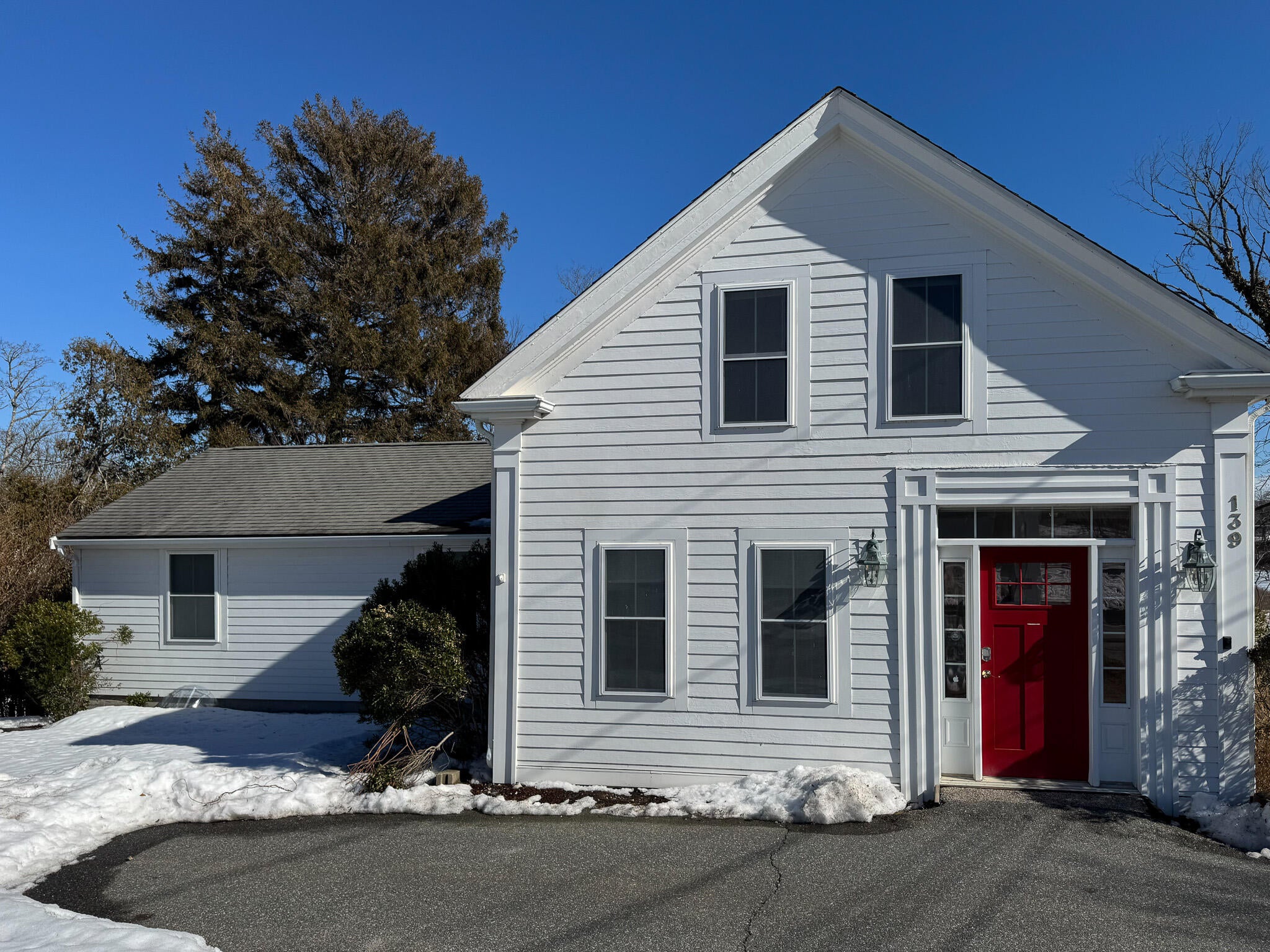 139 Massachusetts 6a — photo