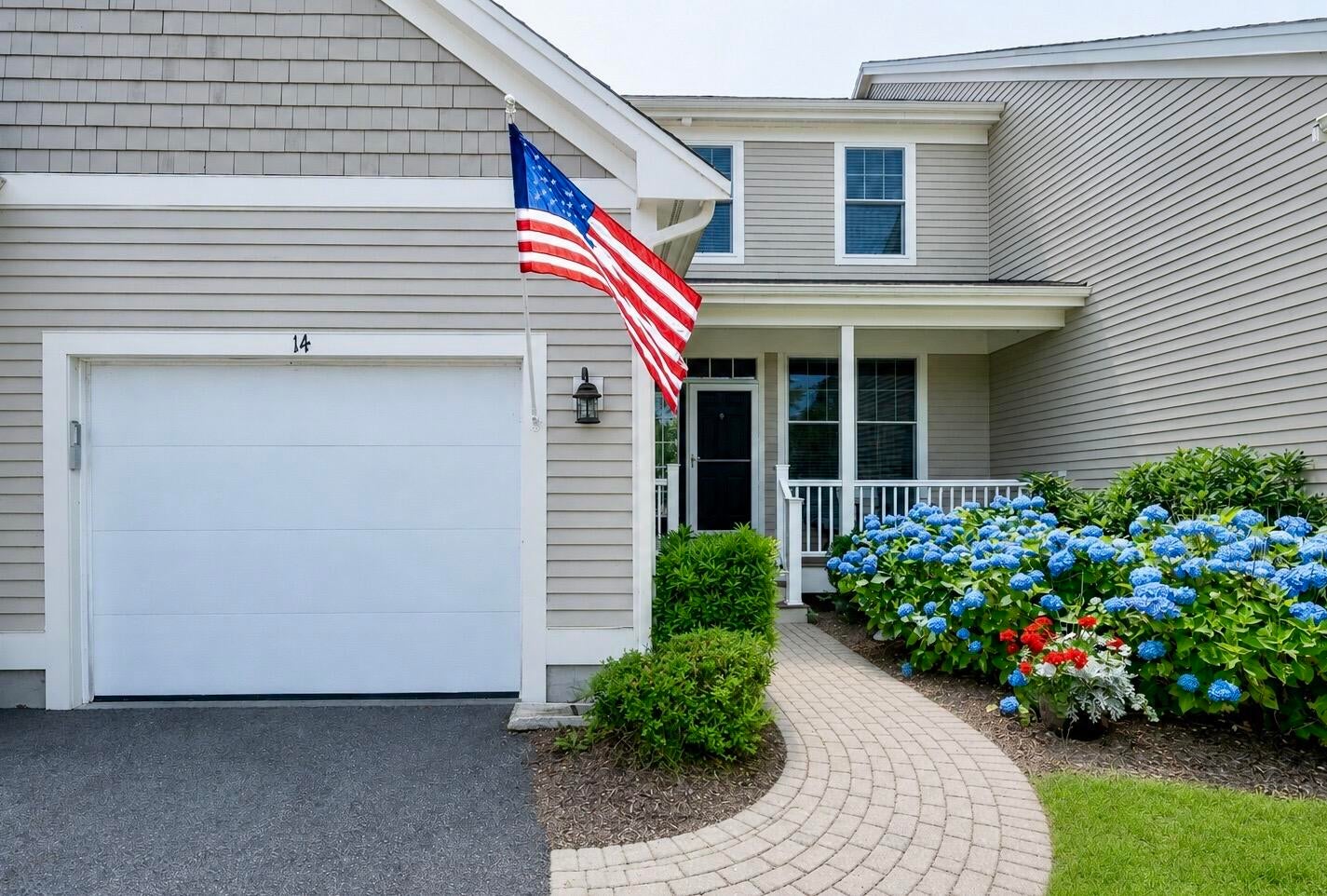 14 Stony Brook Drive — photo