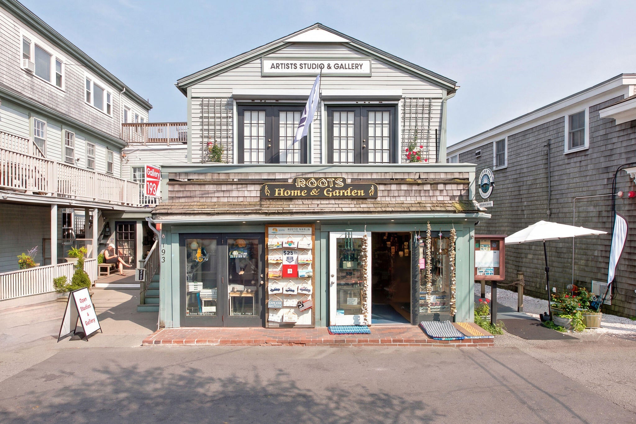 193 Commercial Street — photo