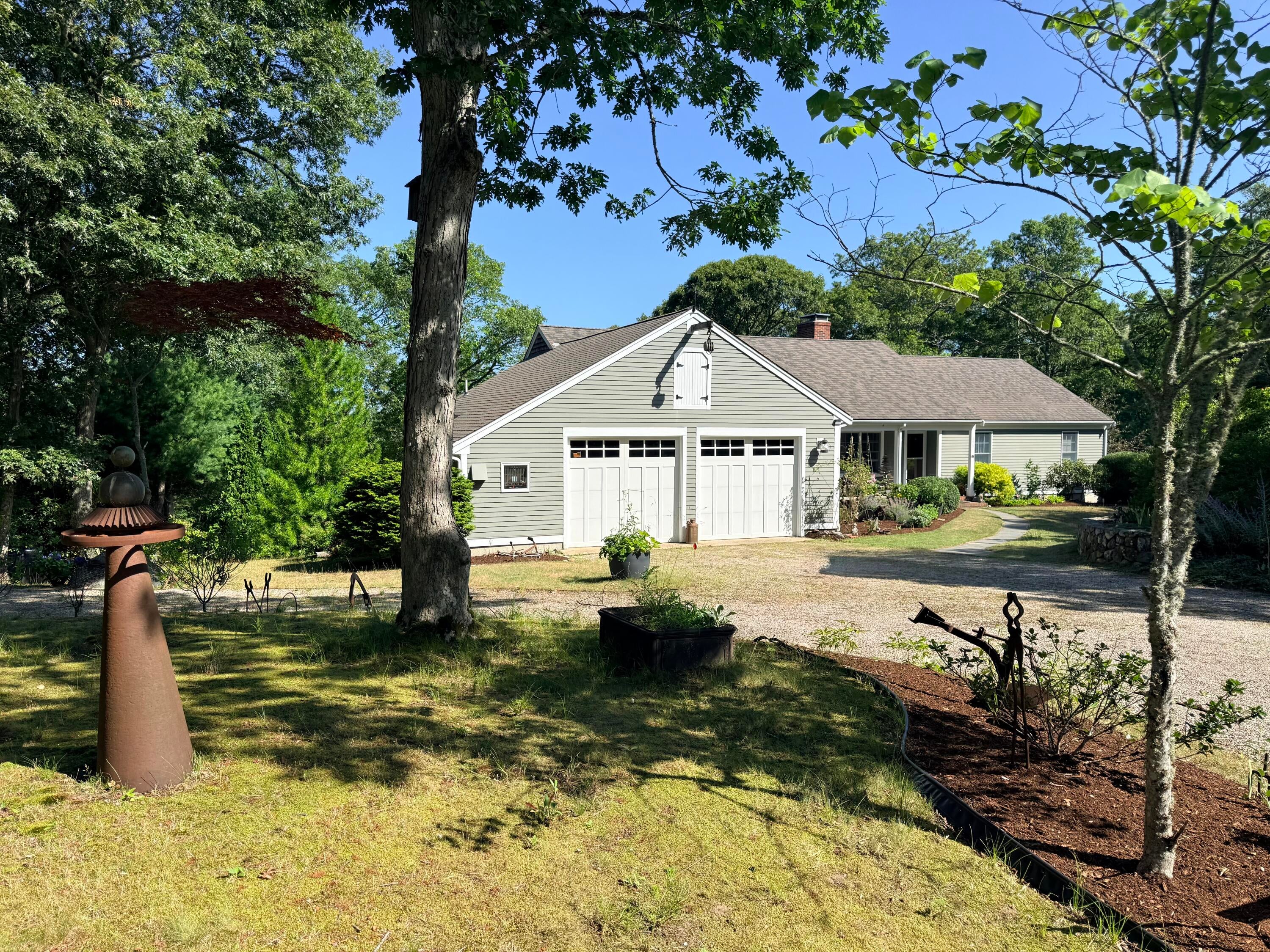 155 Damon Road — photo