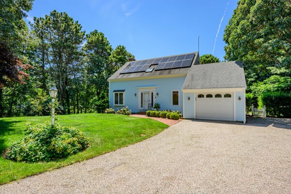 71 Rowland Drive — photo