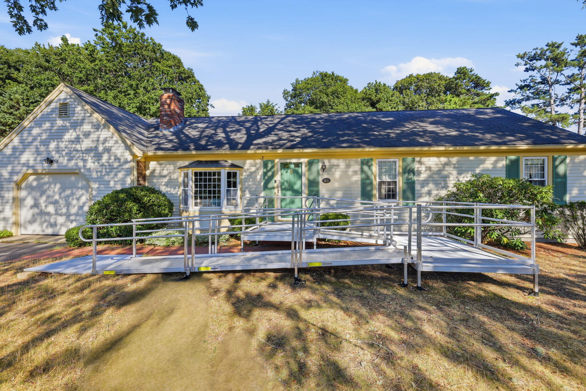 46 Four Seasons Drive — photo