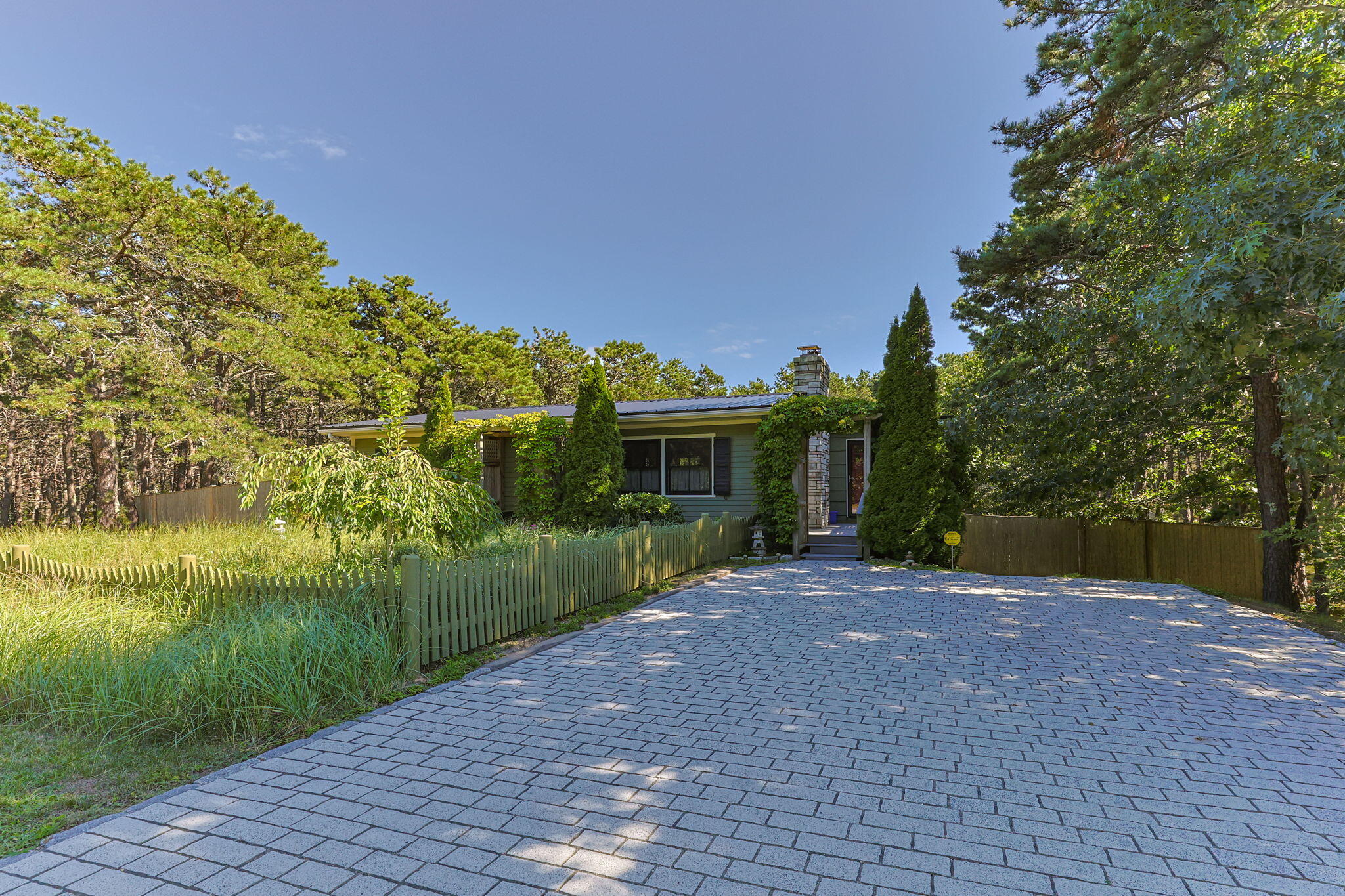 53 Highland Road — photo
