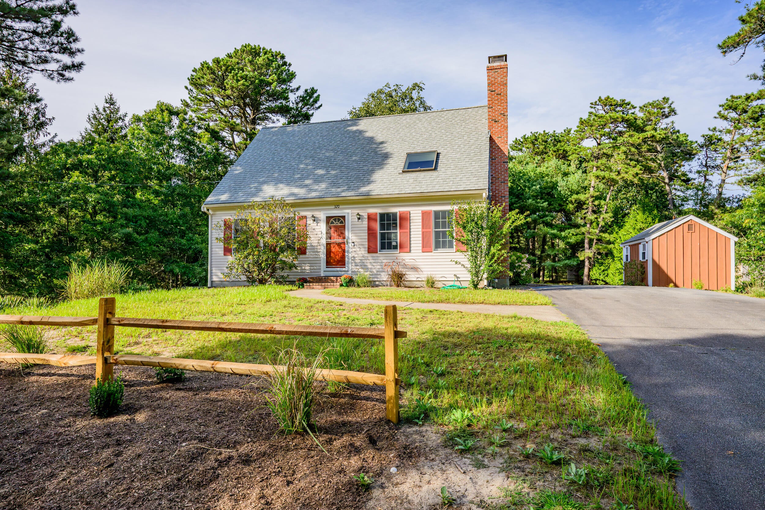 320 Foxwood Drive — photo