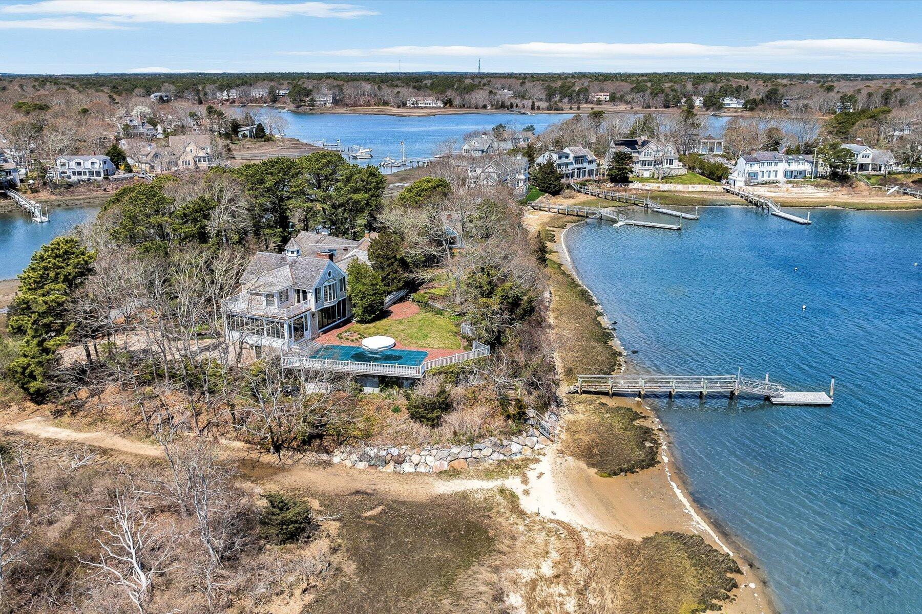 141 Daniels Island Road — photo