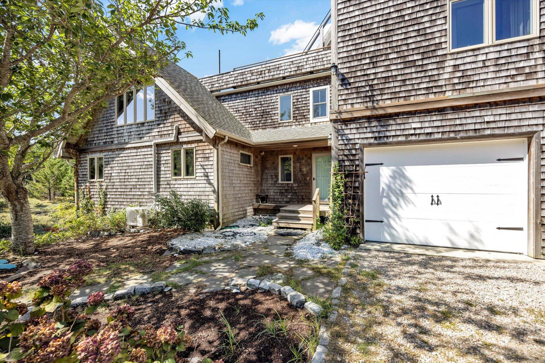 450 Quason Drive — photo