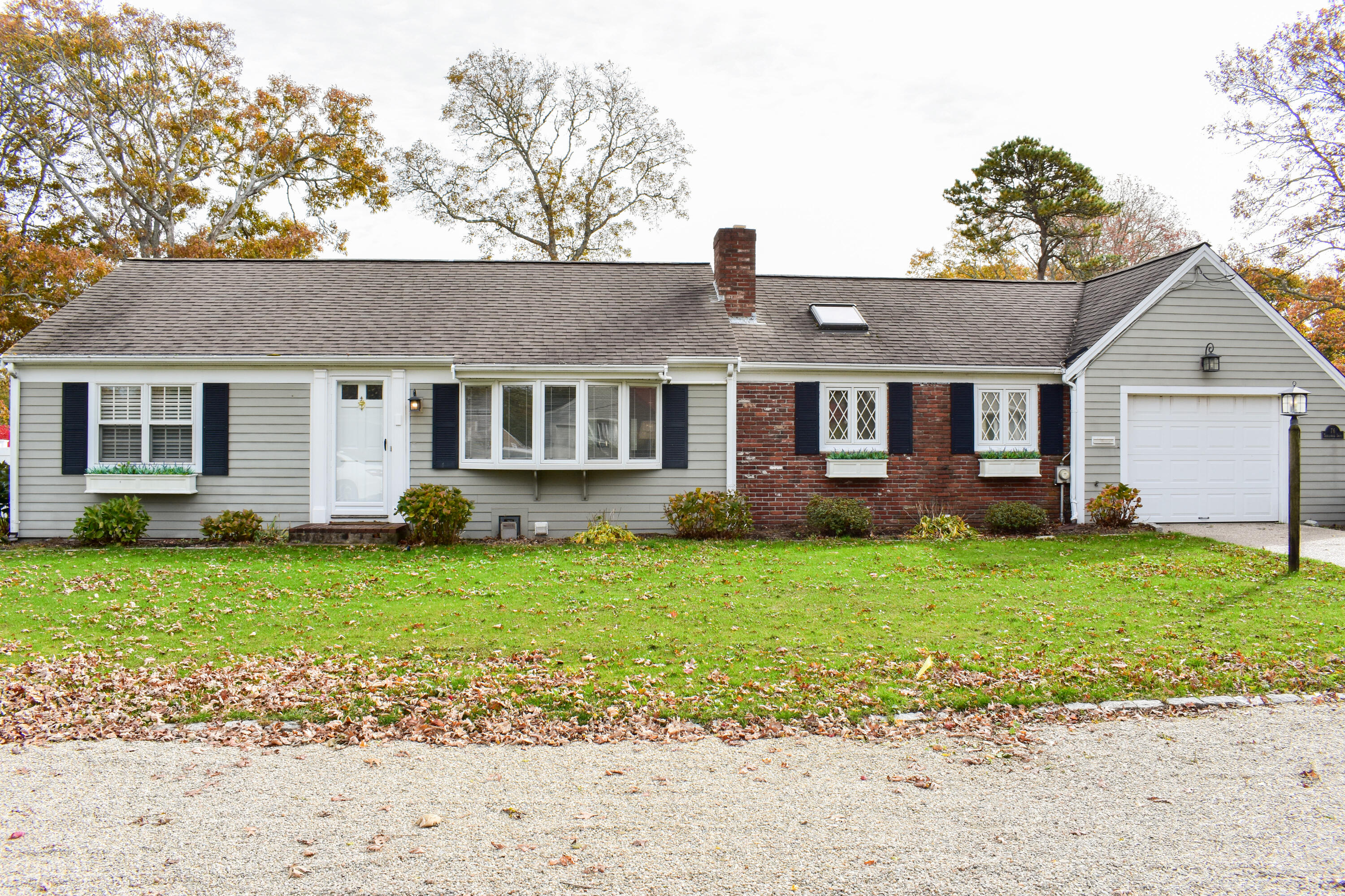76 Tanglewood Drive — photo
