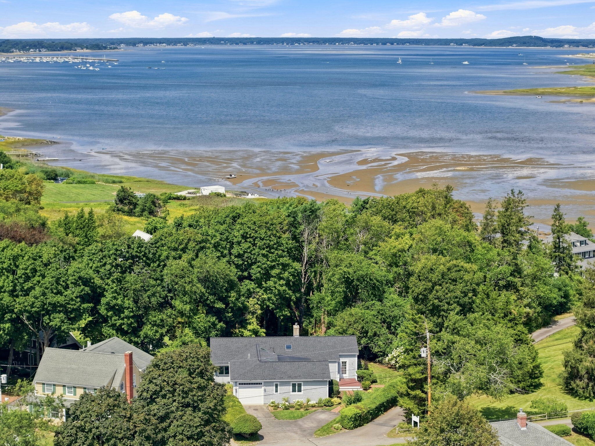 16 Manters Point — photo