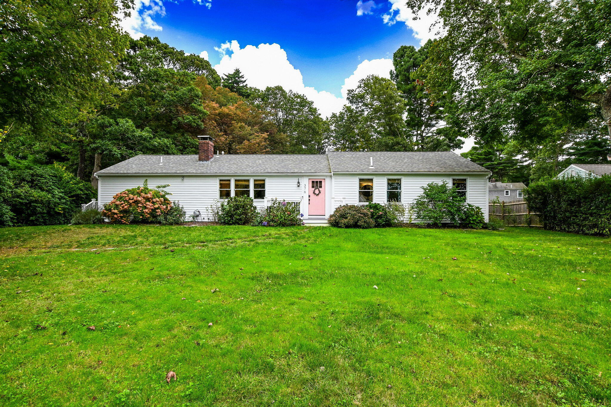 376 Nottingham Drive — photo