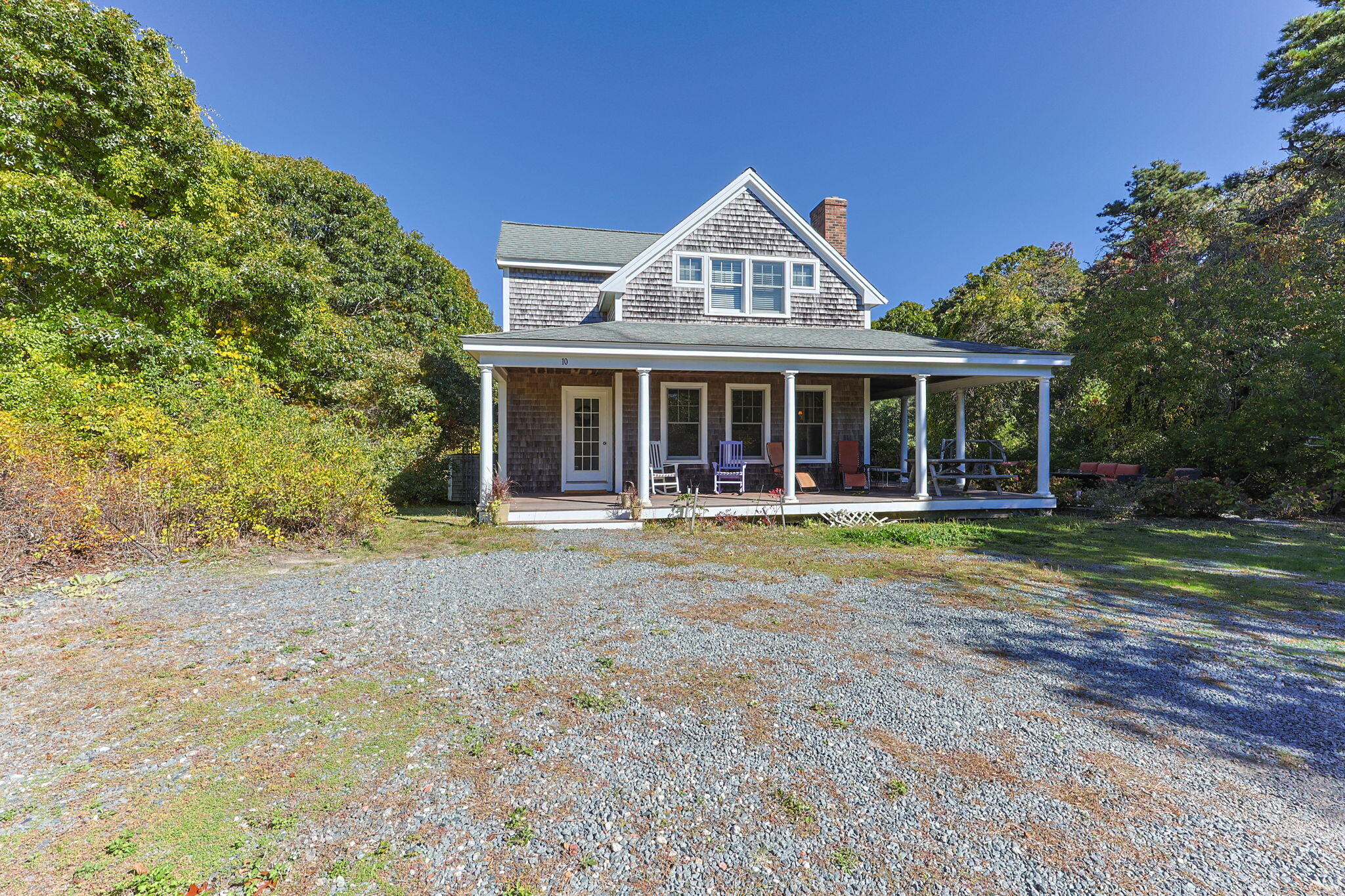 10 Perry Road — photo