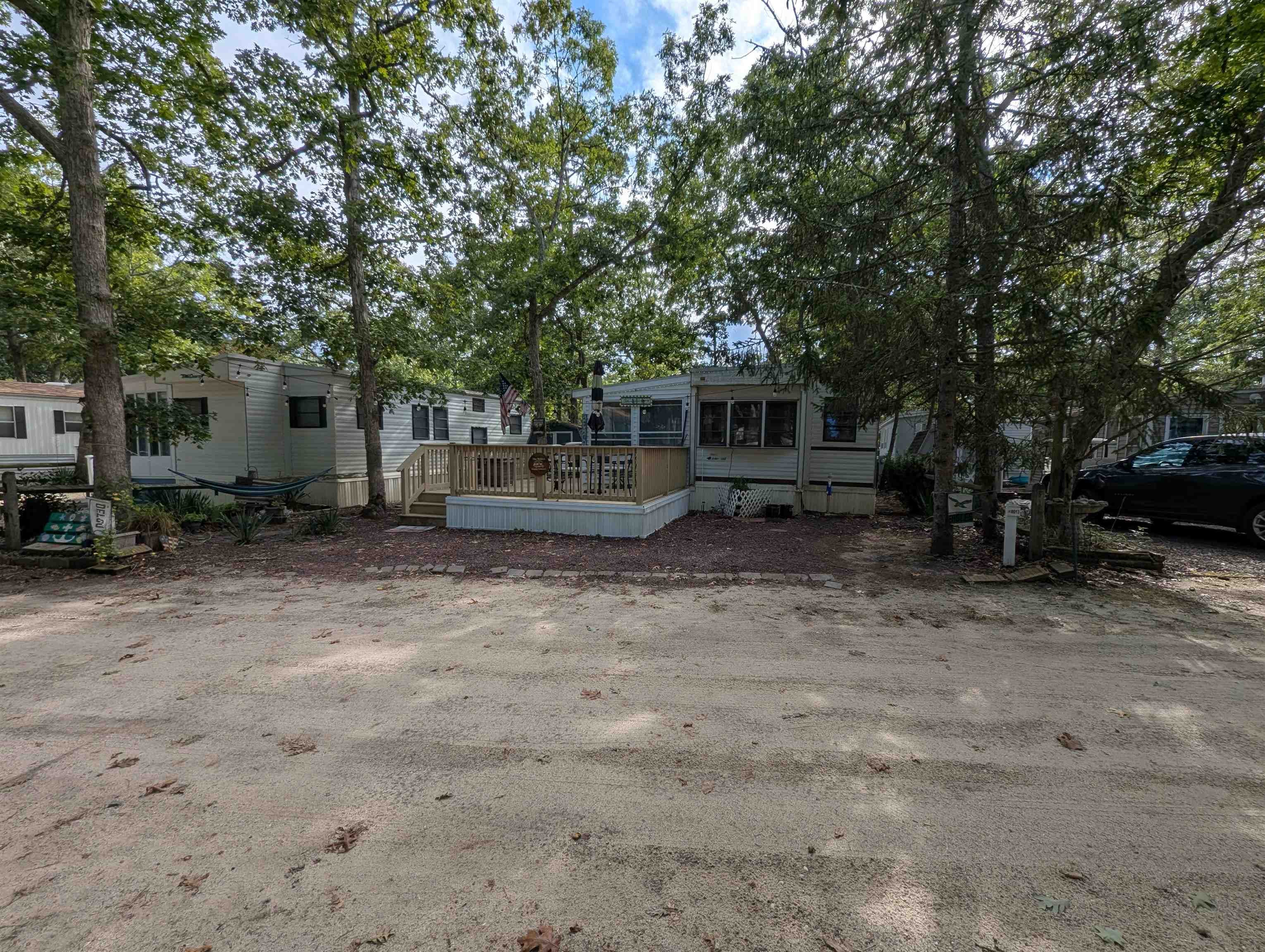 561 Corson Tavern #R13 — photo