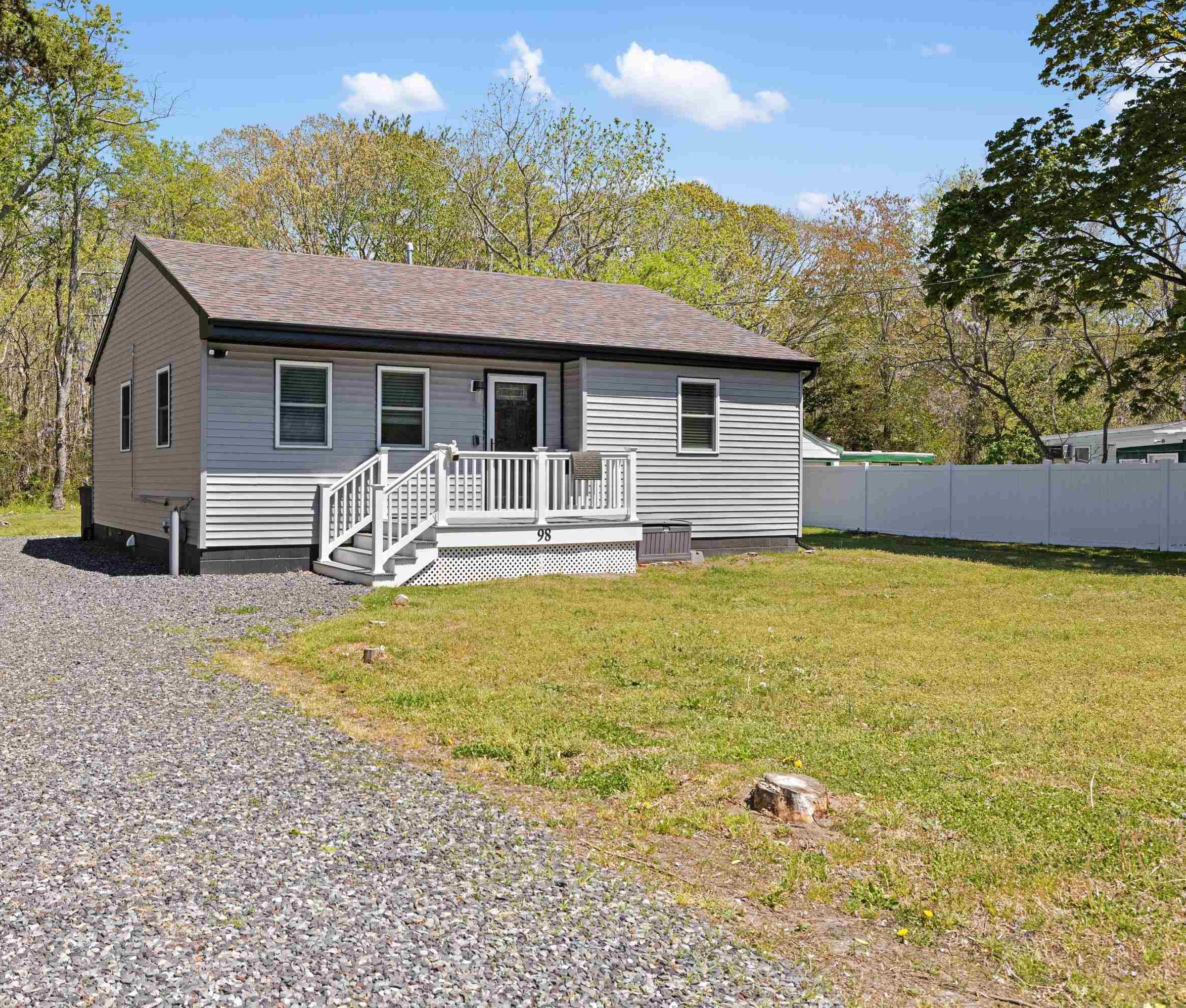 98 Indian Trail Road — photo
