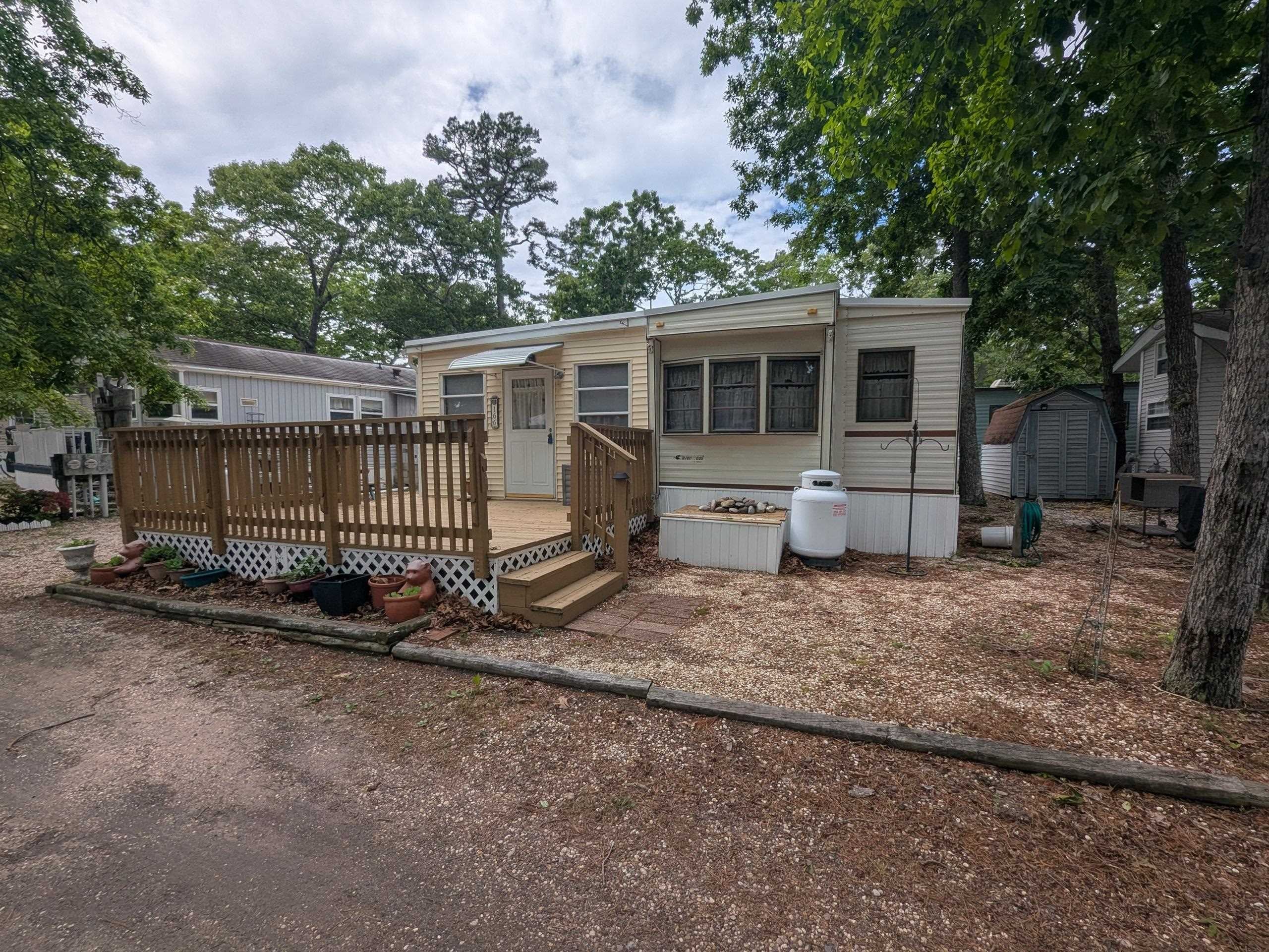 561 Corson Tavern Road — photo