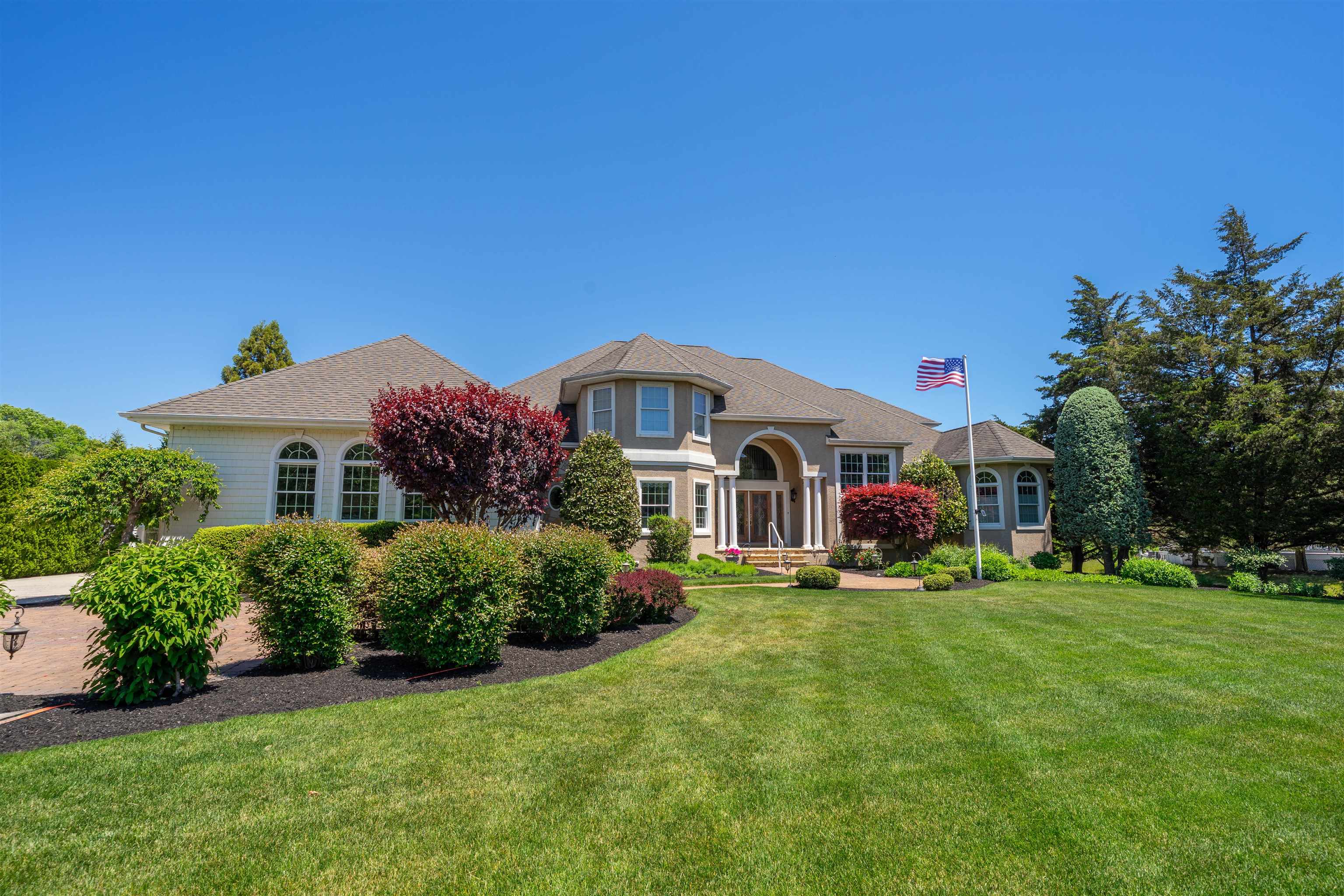 24 Cedar Meadow Drive — photo