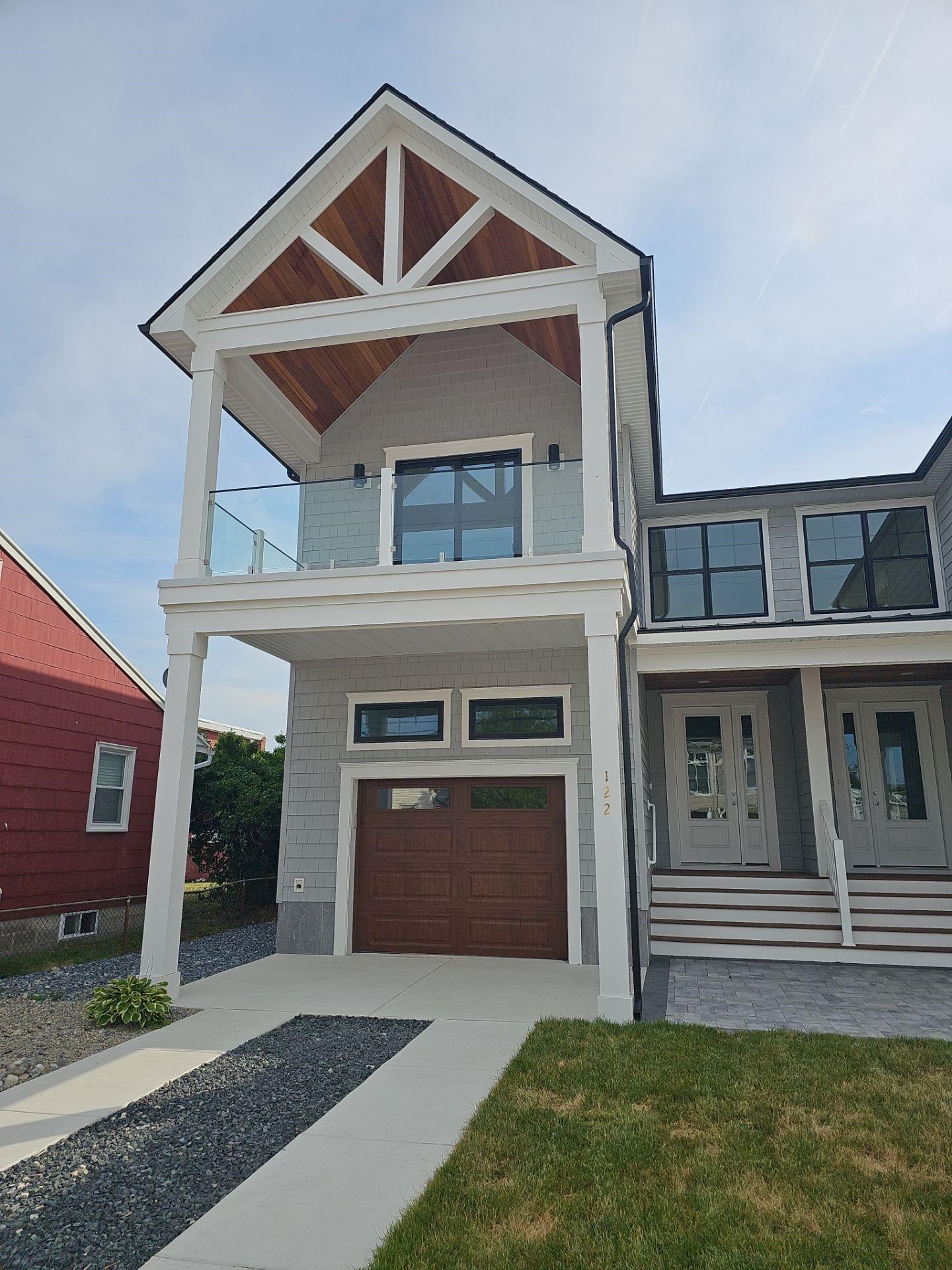 122 E Morning Glory Road 1 — photo