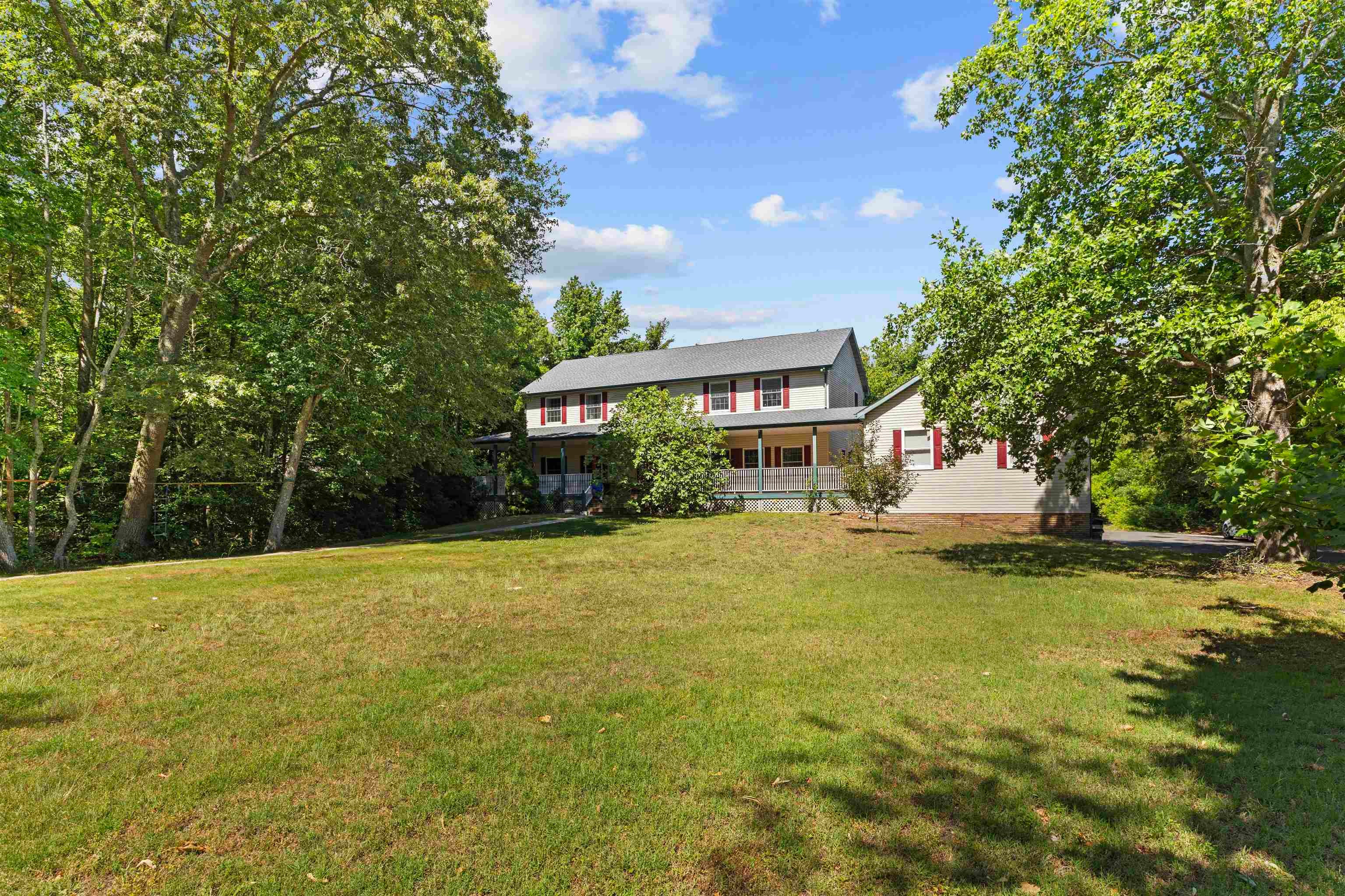 551 Shunpike Road — photo