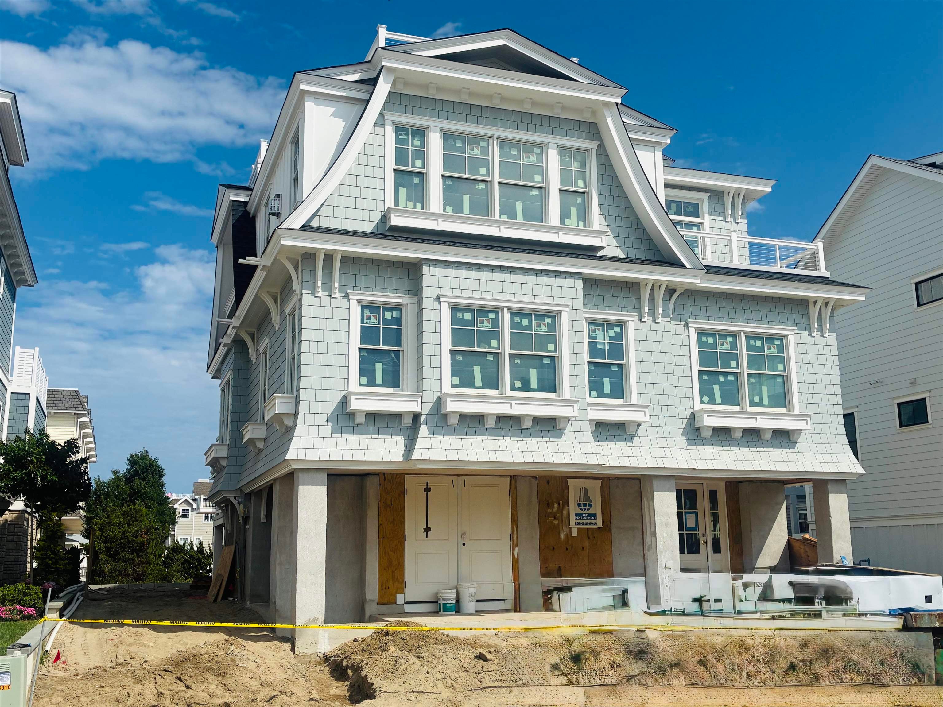 8314 Sunset Drive — photo