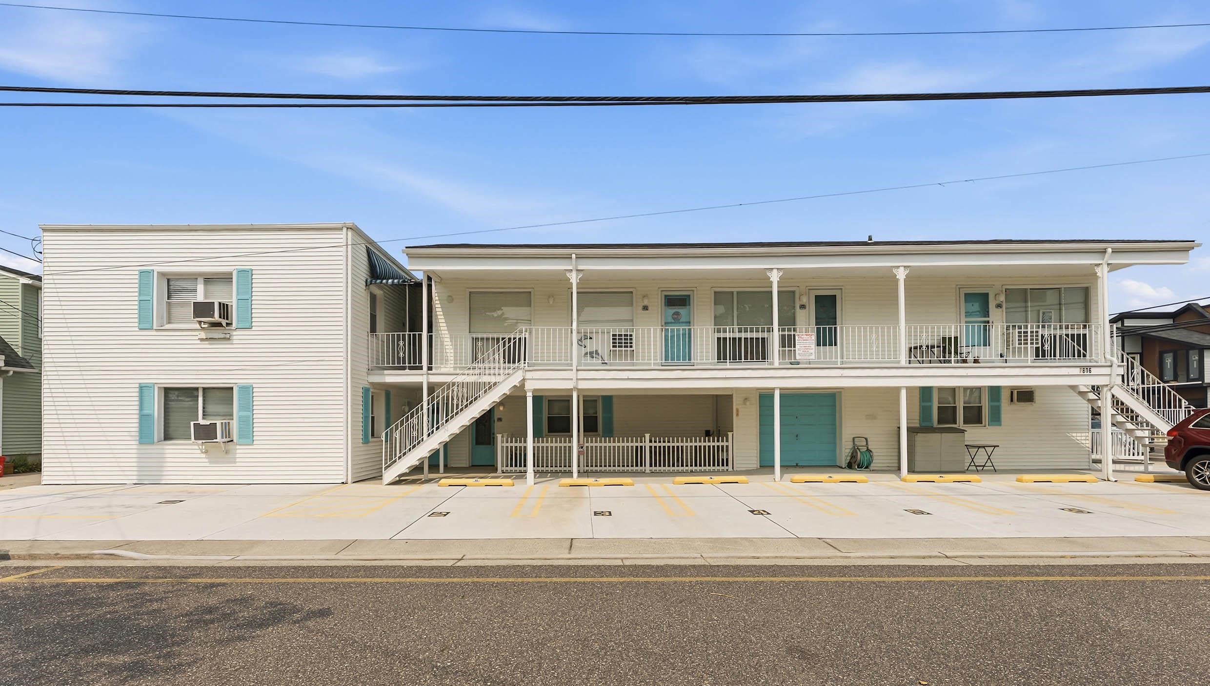 7806 Seaview Avenue 4 — photo