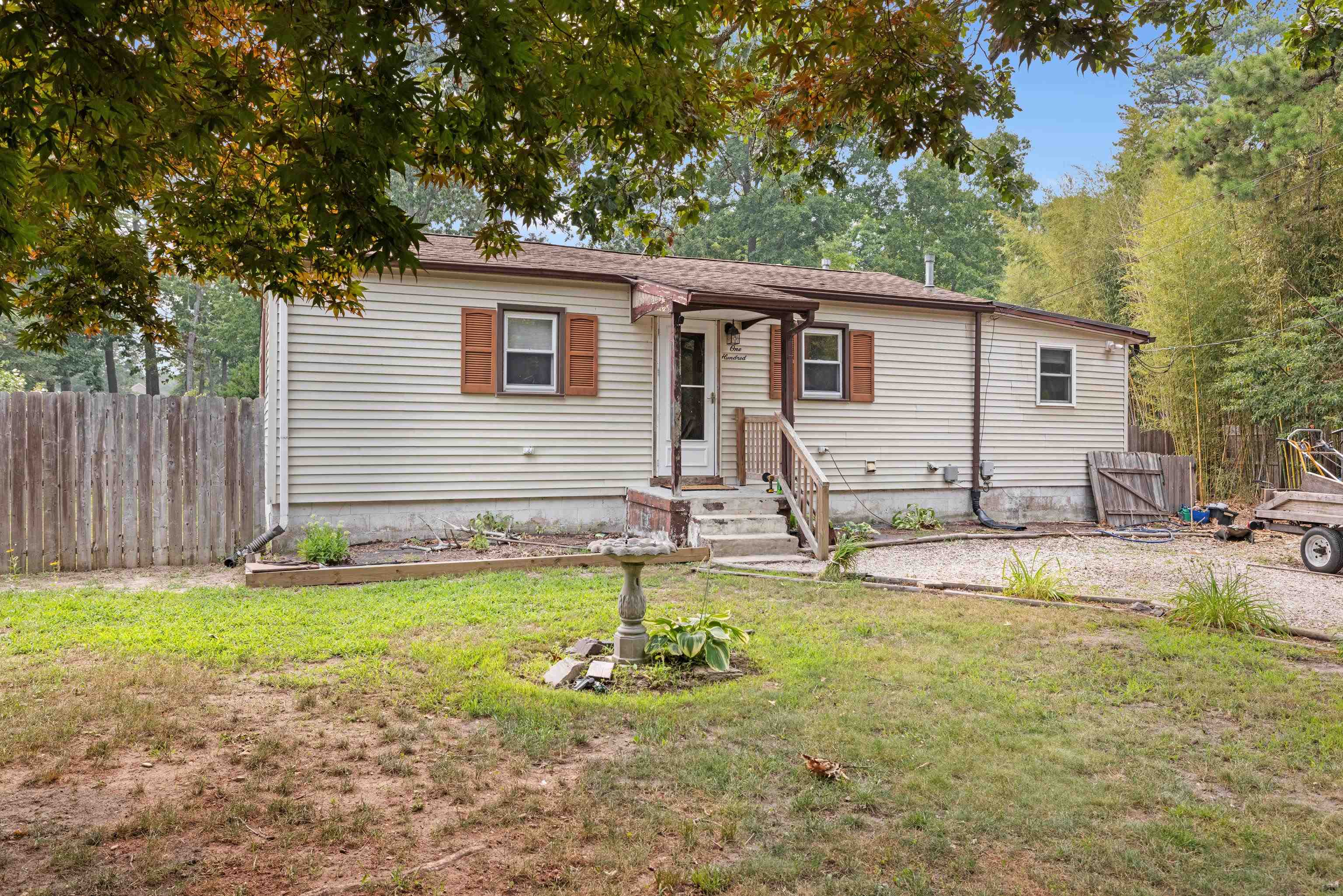 100 Sheridan Drive — photo