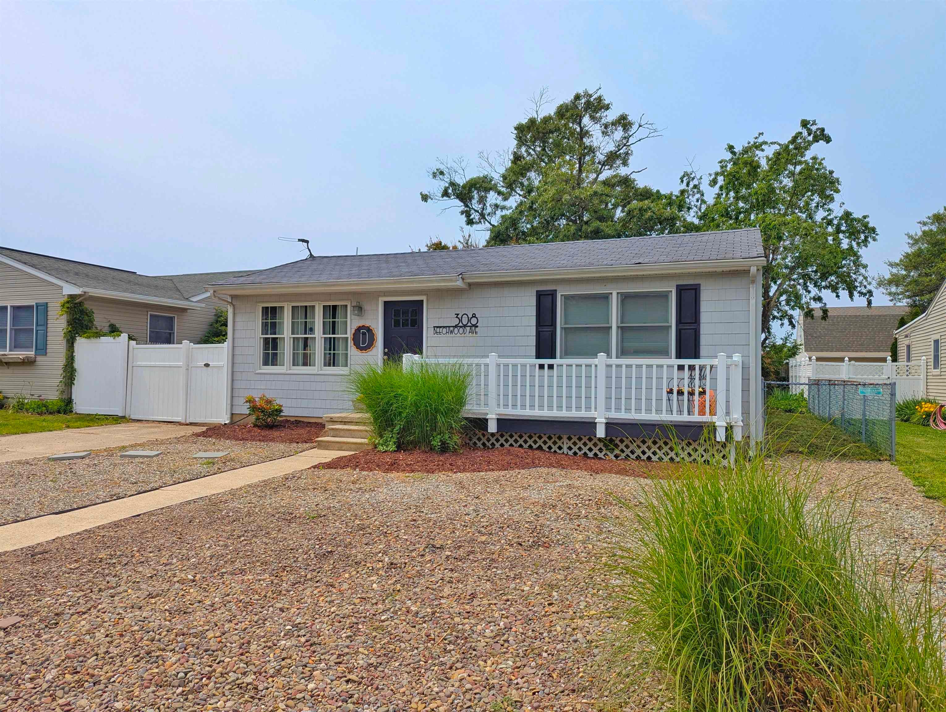 308 Beechwood Drive — photo