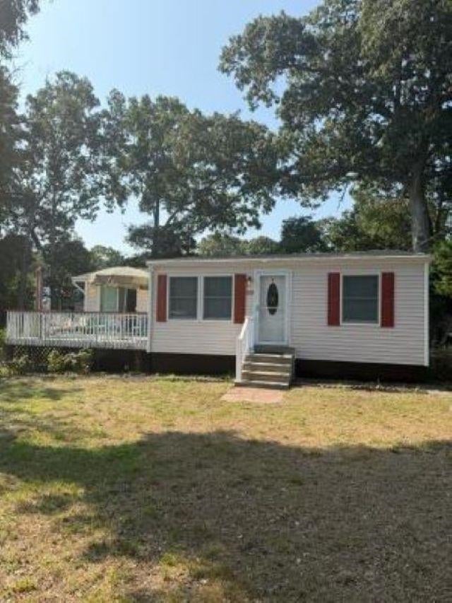 110 Pinewood Road — photo